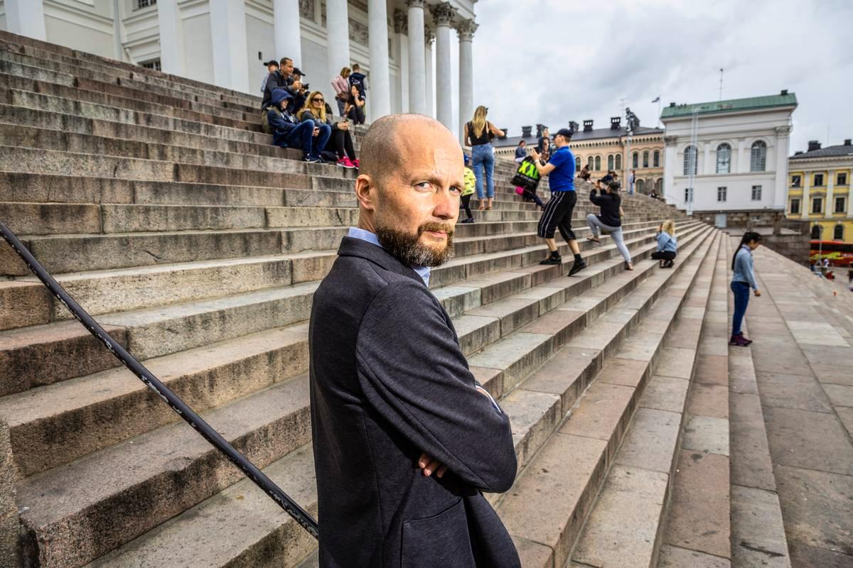 – Tehokkaimmat toimijat ääriliikkeitä vastaan ovat usein niitä, jotka ovat itse irtautuneet siitä, sanoo Antti Pentikäinen.