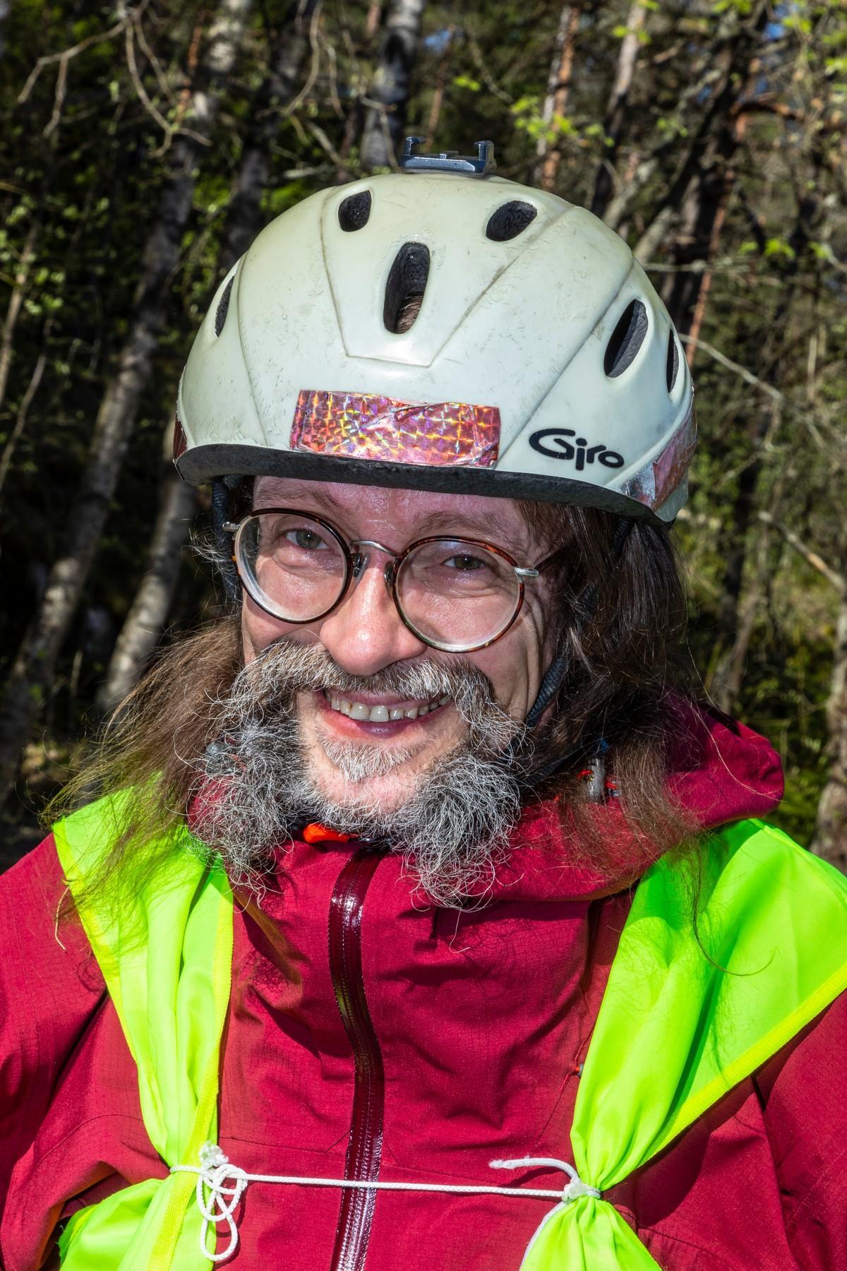 – Pyöräily on minulle harrastus, terapiaa, lääke, tapa olla olemassa ja tapa nauttia matkan tekemisestä, Matti Rämö sanoo.