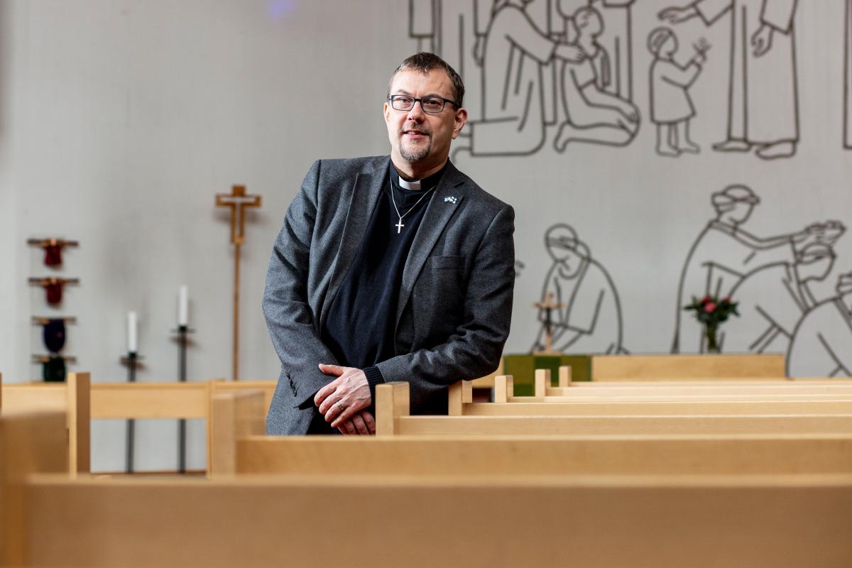 Kirkkoherra Jussi Mäkelä loi Kuninkaan ilta -brändin syksyllä 2011. Kuva: Sirpa Päivinen