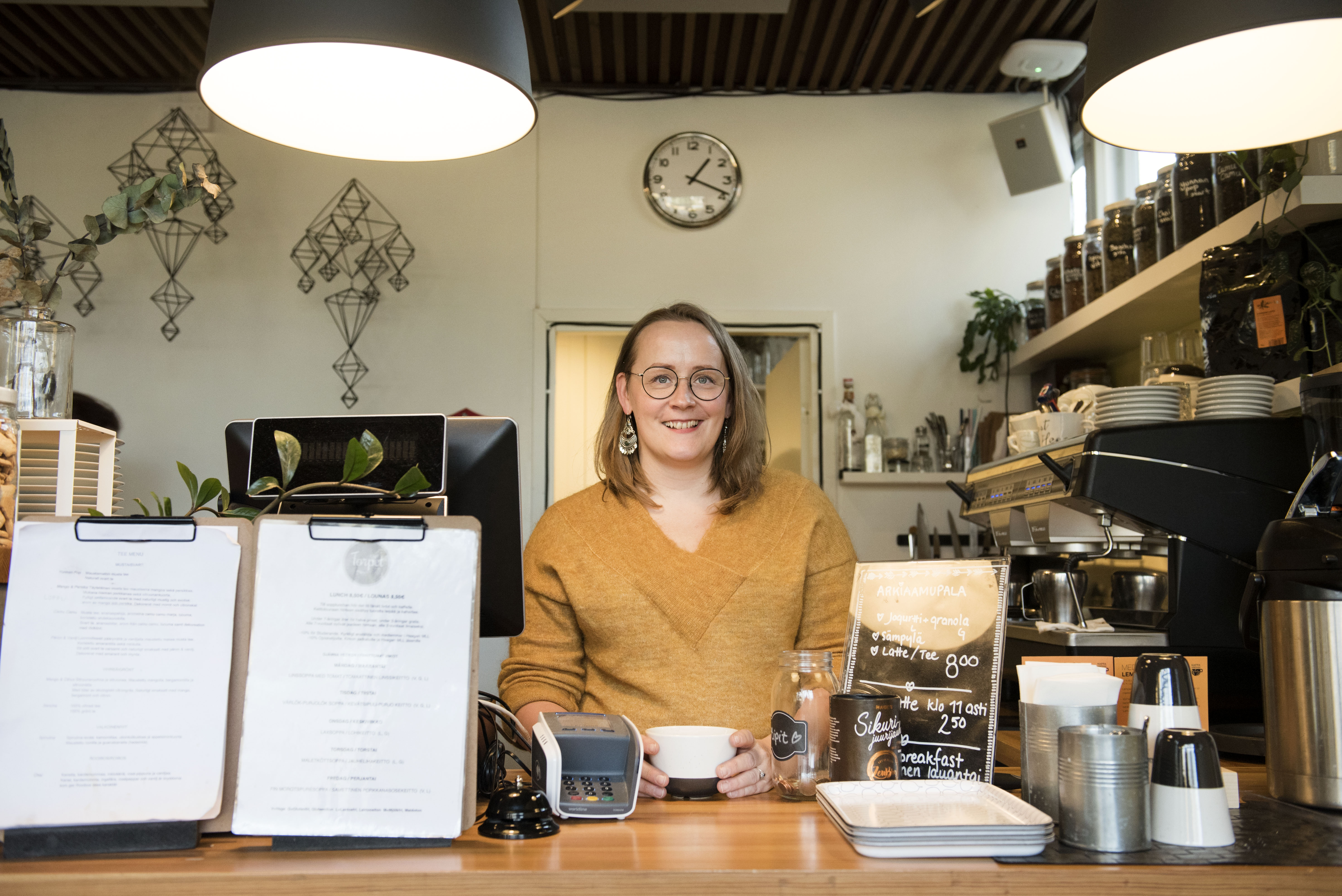 Anu Kuokkanen jatkaa Café Torpetin kahvilavastaavana.