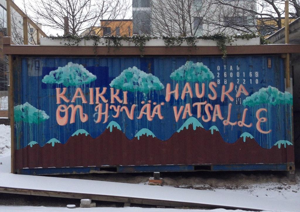 Positiivista energiaa. Jan Ahonen kuvasi graffitin Hermannissa.