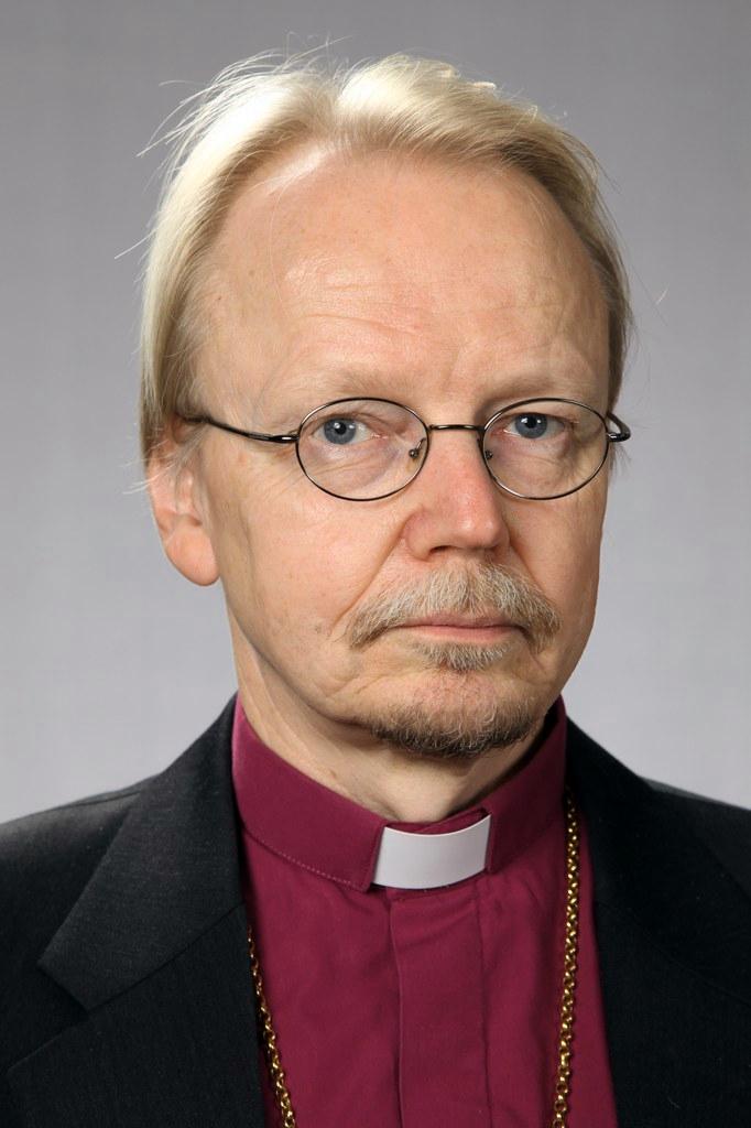 - Vääristyneen vallankäytön ja huomaamattoman alistamisen rakenteet voivat hiipiä mihin tahansa yhteisöön, arkkipiispa Kari Mäkinen muistutti.