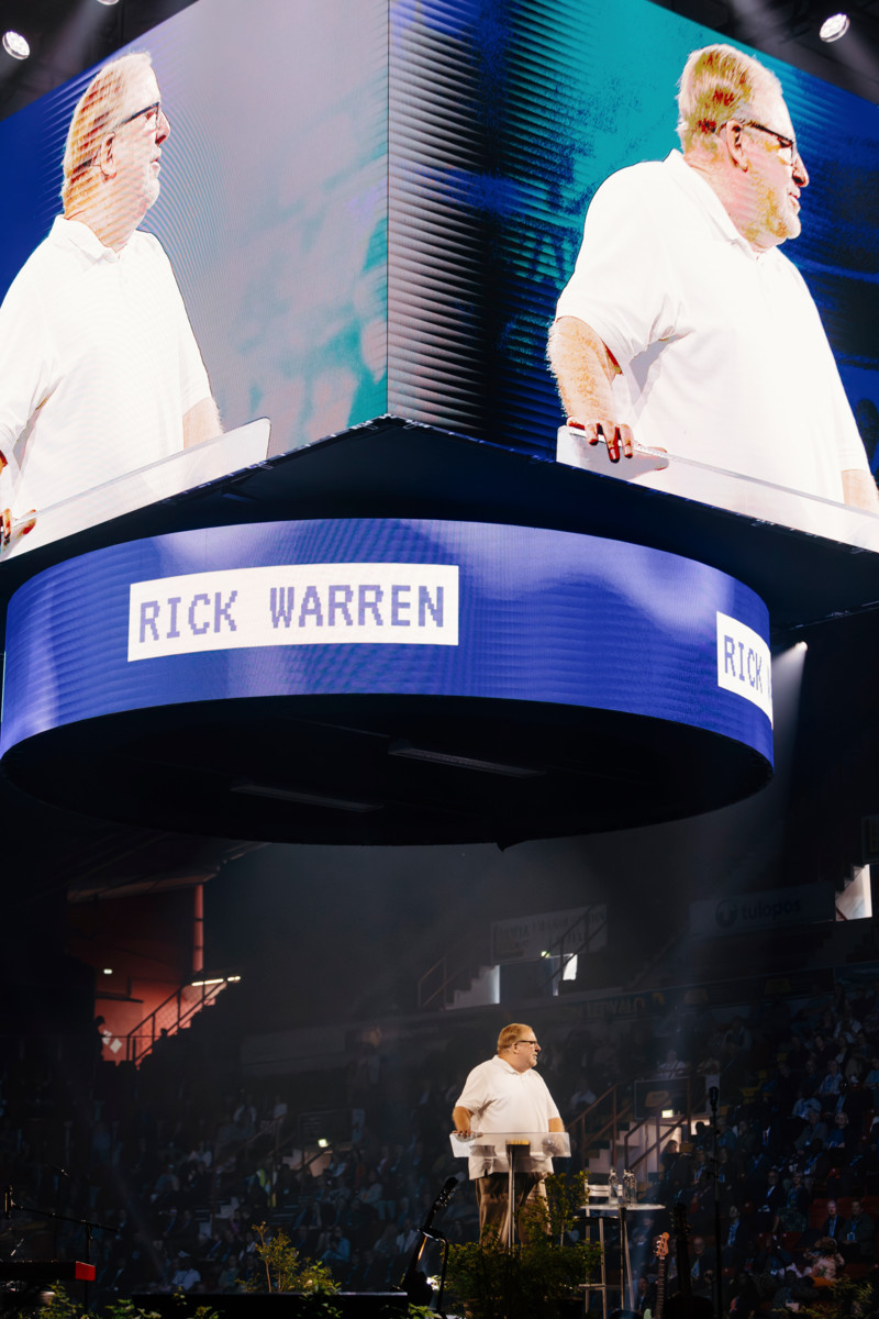 ”Minä olen matkalla taivaaseen, ja siellä on paljon ystäviä, koska olen johdattanut heidät sinne”, pastori ja kirjailija Rick Warren sanoo.
