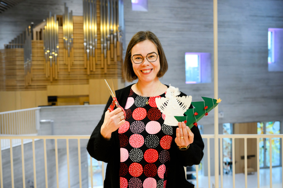 – Jouluaskarteluilloissa perheet voivat virittäytyä joulun tunnelmaan, sanoo Hanna Suhonen.