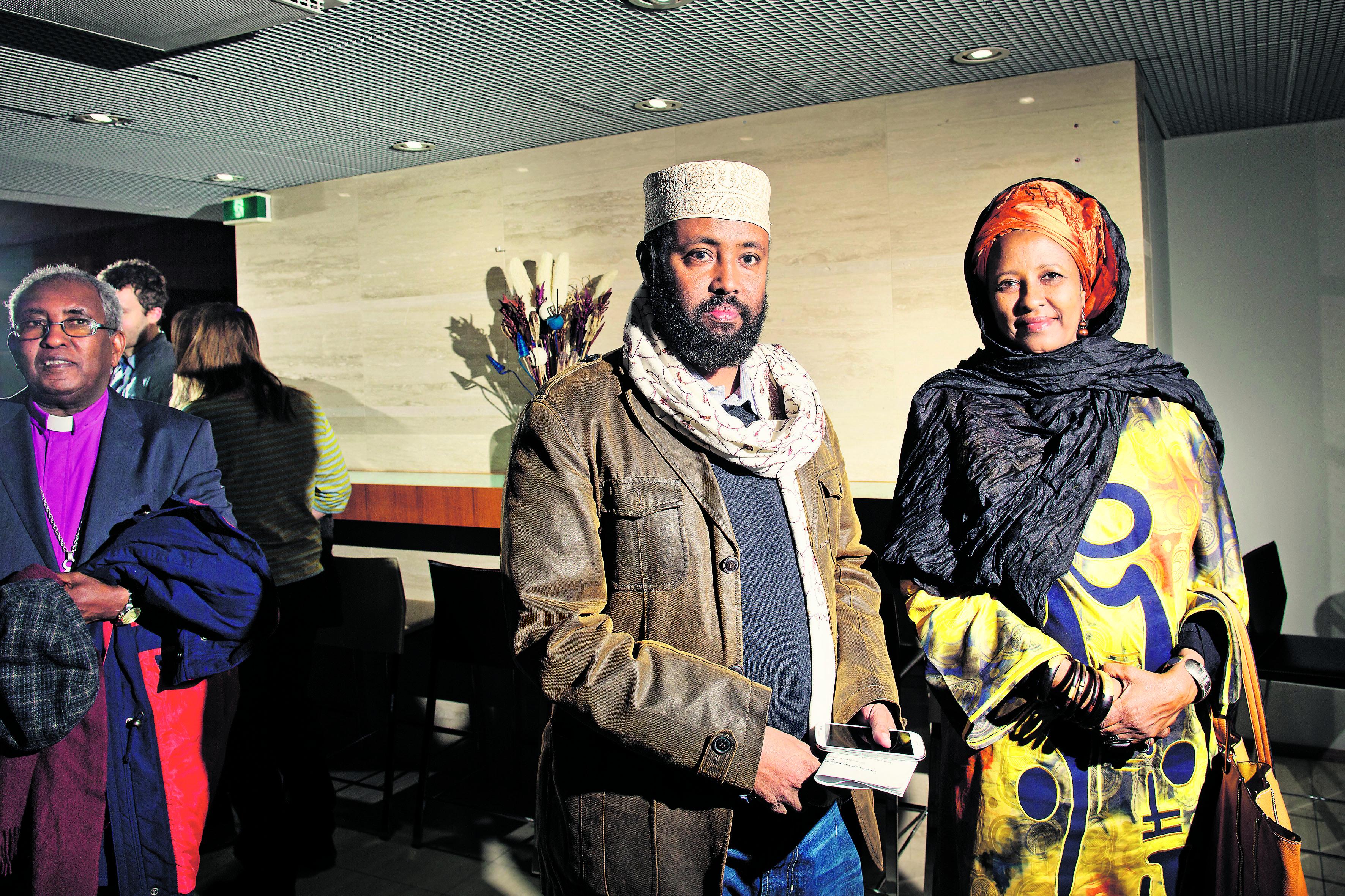 Kylä kylältä. Muslimijohtaja Suldan Abdisalaam ja kansalaisaktivisti Halima Ismael kertoivat viime viikolla Helsingissä, kuinka Somalissa rakennetaan paikallistasolla rauhaa ja järjestystä perinteisten ja uskonnollisten johtajien voimin.