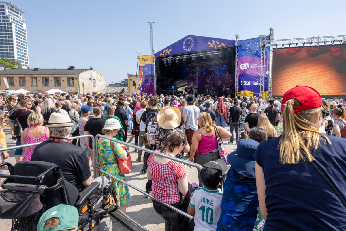 Don Johnson Big Band esiintyi Maailma kylässä -festivaalilla vuonna 2024. Kuva: Sami Sorasalmi
