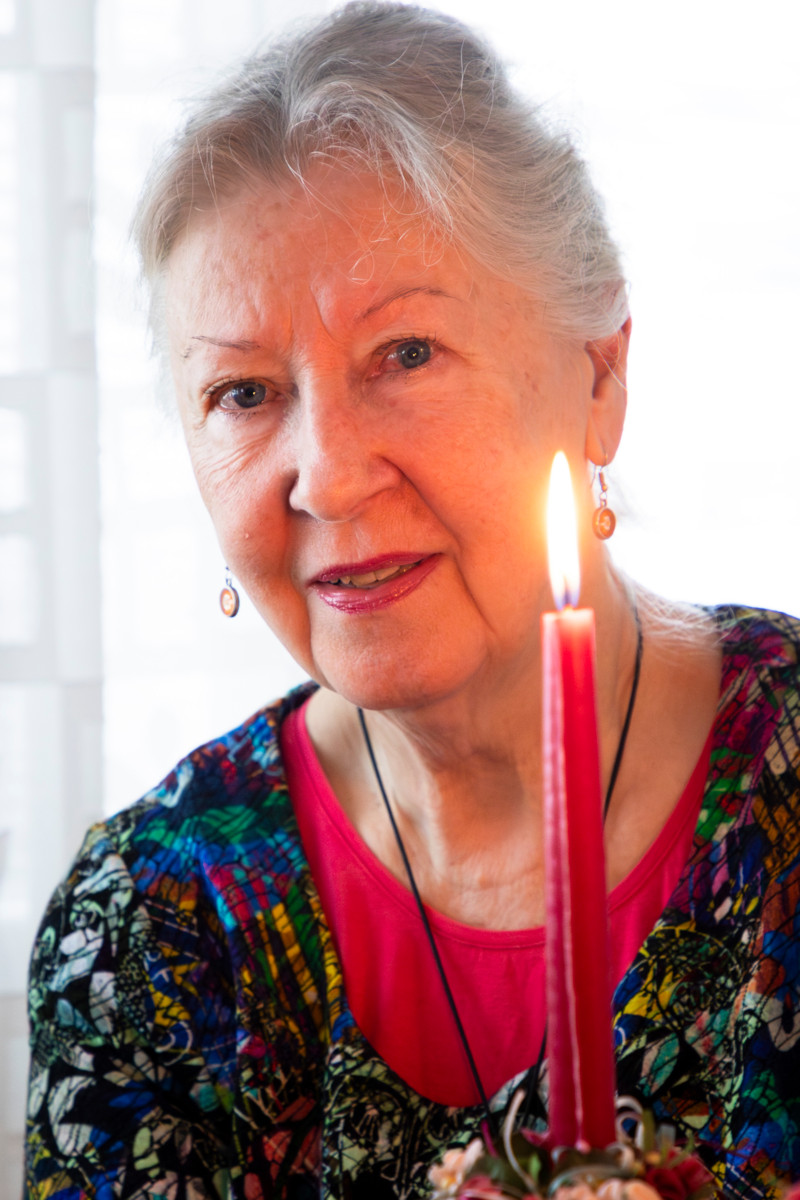 Tarja Ruohosesta joulukalenterin tulee tuoda ihmisille iloa, lohtua ja kauneutta.