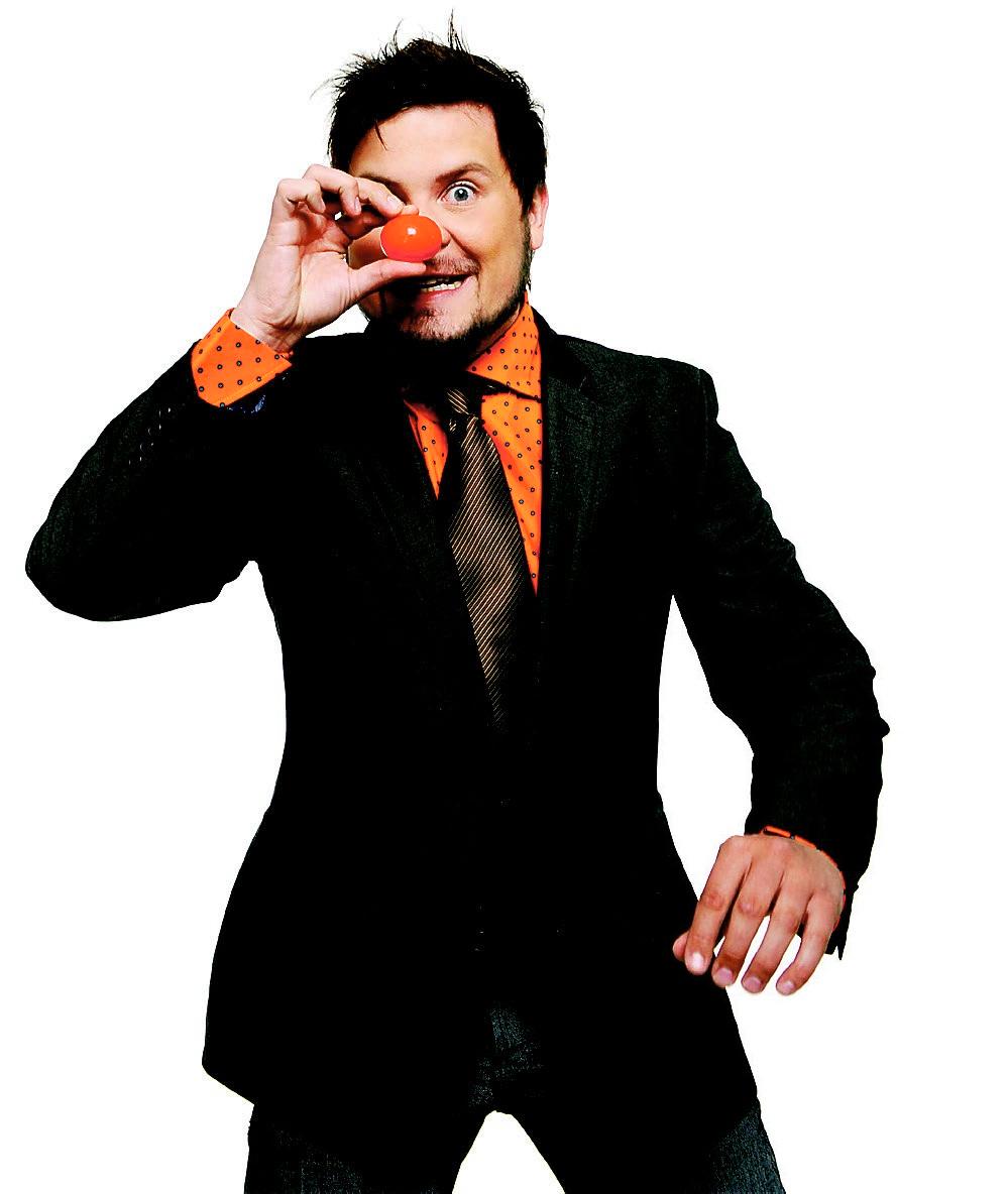 Janne Kataja on yksi Nenäpäivä-show’n juontajista.