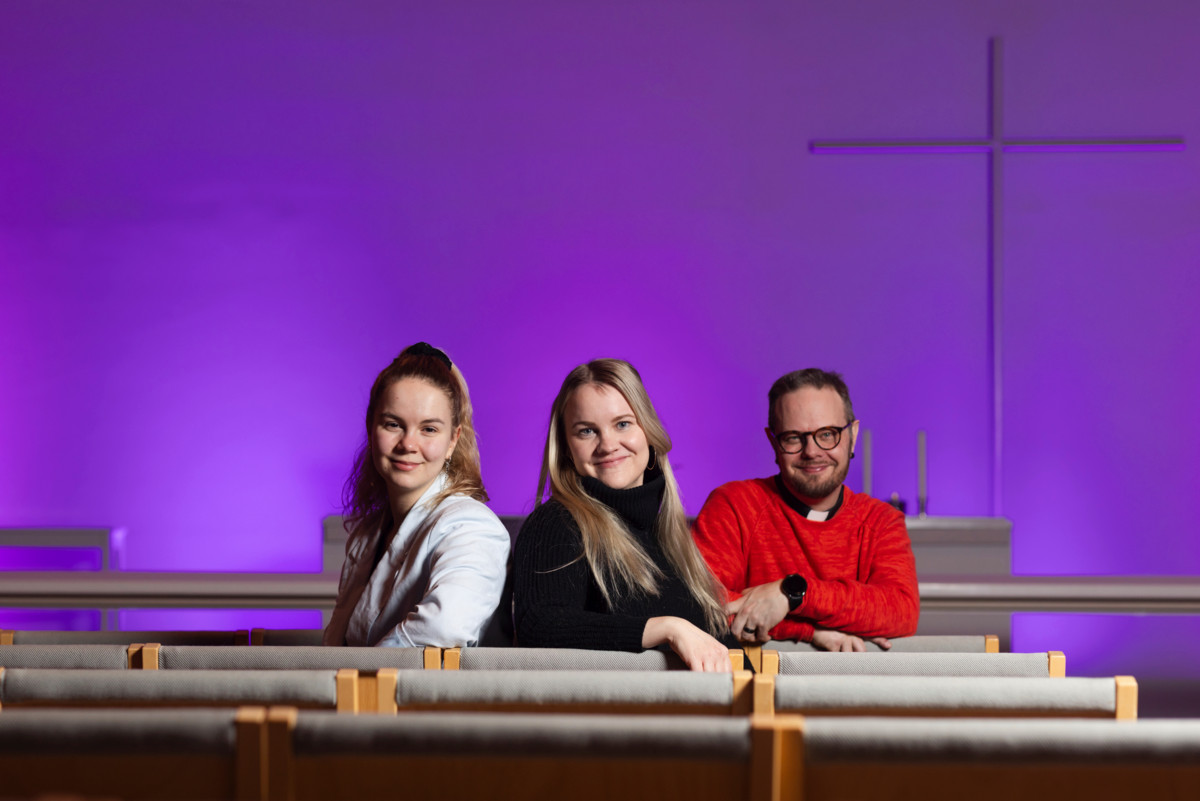 Maria Aaltonen, Hanna-Maria Valve ja Jussi Koski työskentelevät Rekolan seurakunnassa.