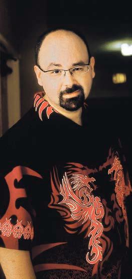 Carlos Ruiz Zafon vie lukijansa Barcelonan kaduille ja kujille.