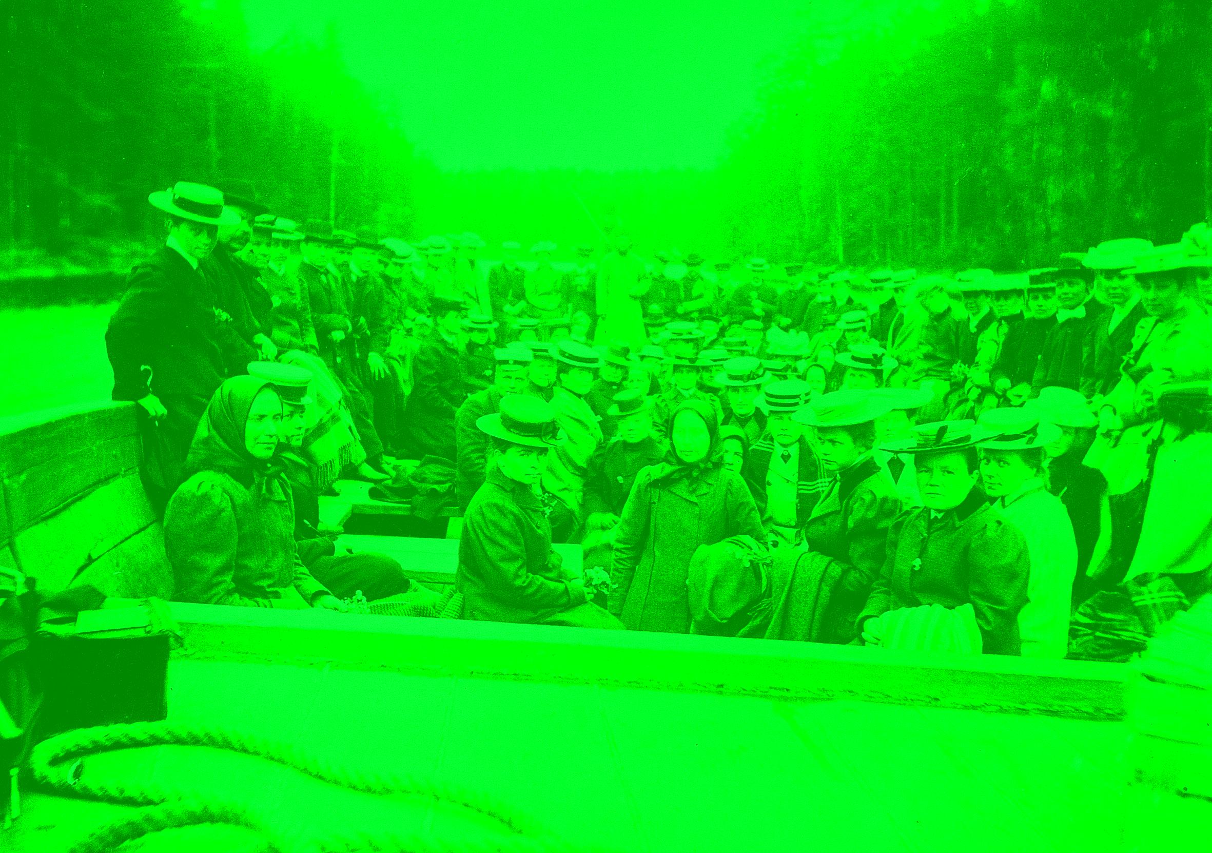 Huvia turisteille. Laivaristeily Valamon saaristossa.
