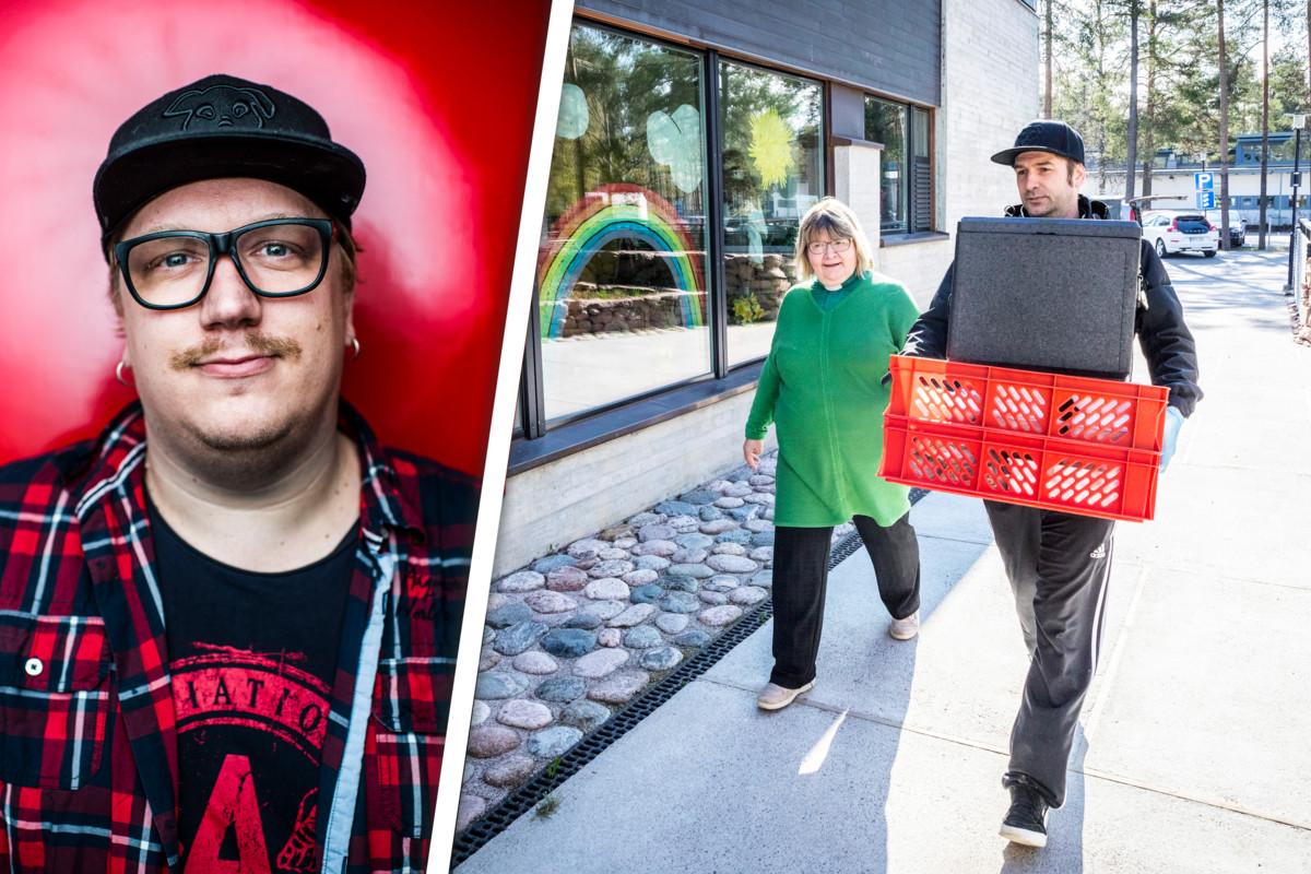 Arttu Wiskarin ravintolan ruokia kuljetettiin diakonia-asiakkaille viimeksi 5. toukokuuta. Diakoni Marja-Liisa Kiiski otti vastaan Wiskarilan lounaskuskin Niklas Uotisen tuomat perheboksit