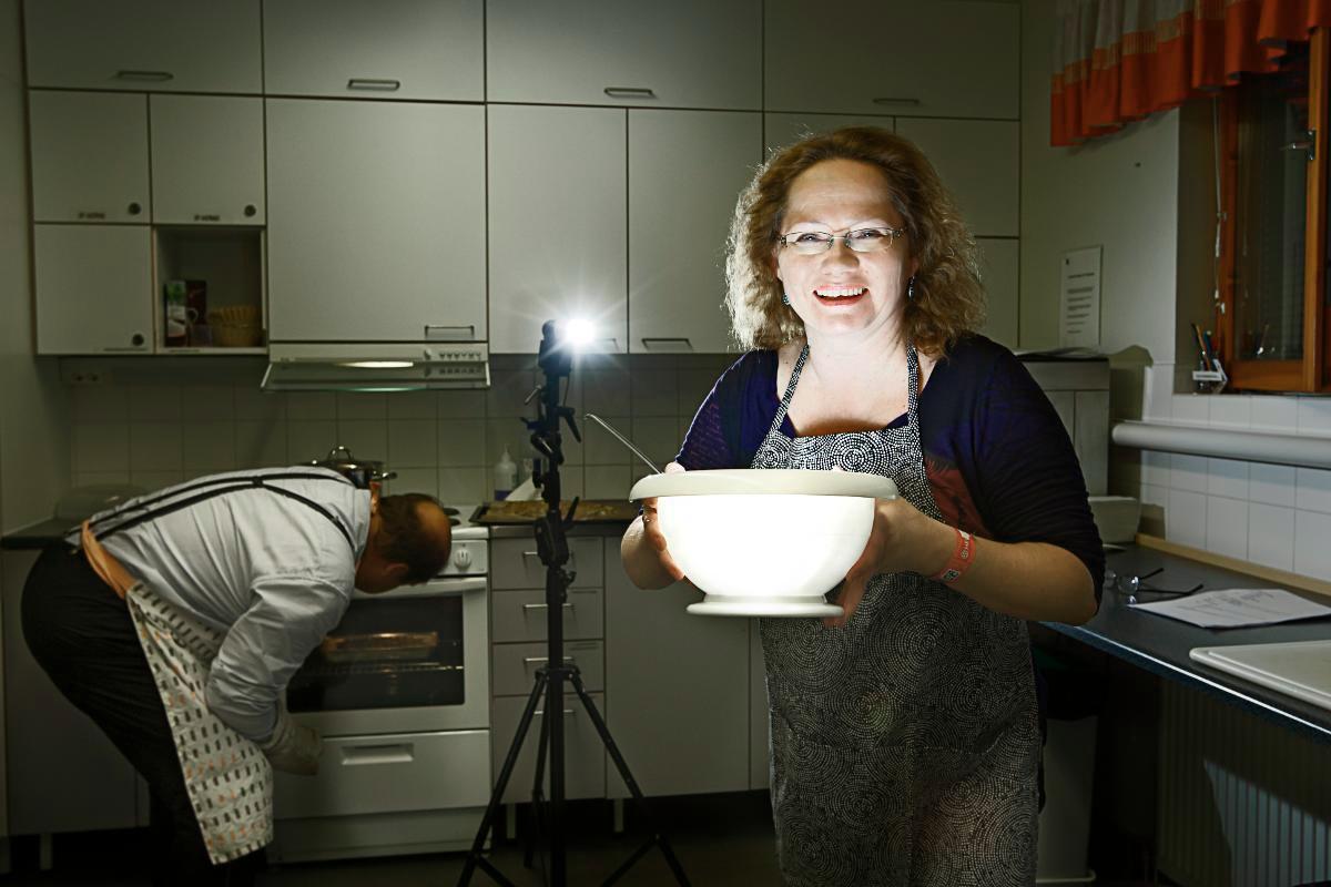 Iso musta kukko tiukka musta pillua