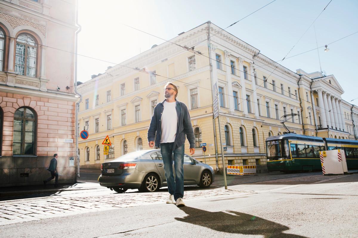 Atte Korholan mielestä kristinuskoa tulkitaan länsimaisessa nykykulttuurissa nurinkurisesti. Kristinusko ei ole ensisijaisesti oppijärjestelmä.