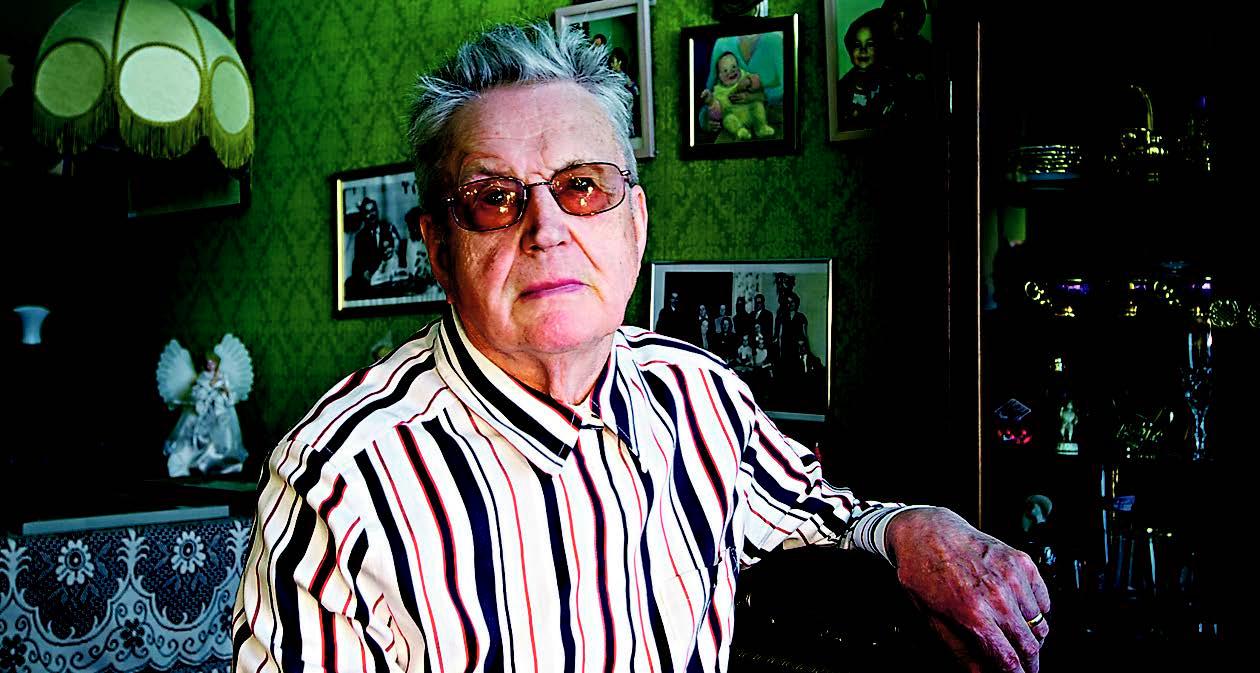 Olavi Siitonen, 86, toimii vaimonsa omaishoitajana.