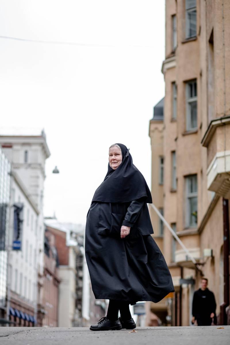 Liisa Toppilasta tuli nunna Elisabet vuonna 2012.