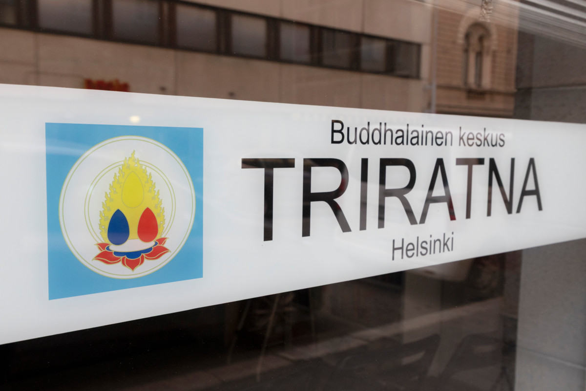 Suomen Triratna-yhteisö on osa saman nimistä kansainvälistä yhteisöä. 