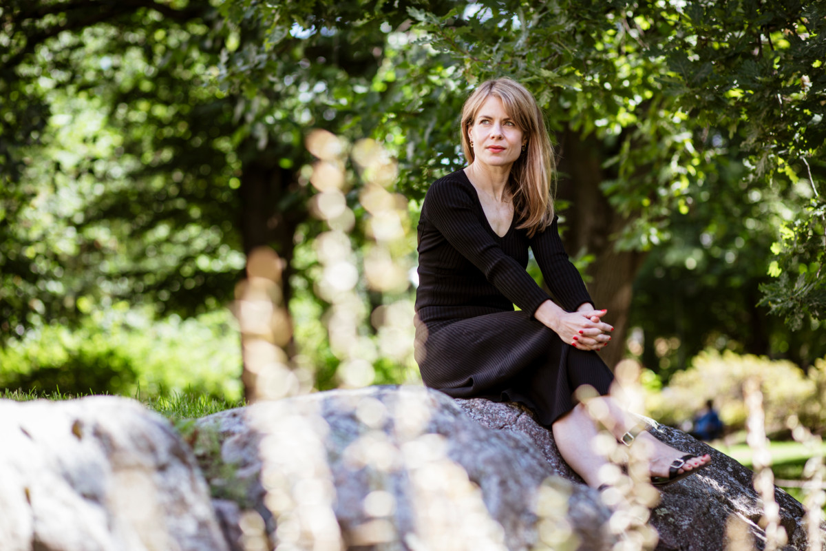 Sisarensa Matildan kuoleman jälkeen juhlapyhistä on tullut Annastiina Heikkilälle entistä merkityksellisempiä. 