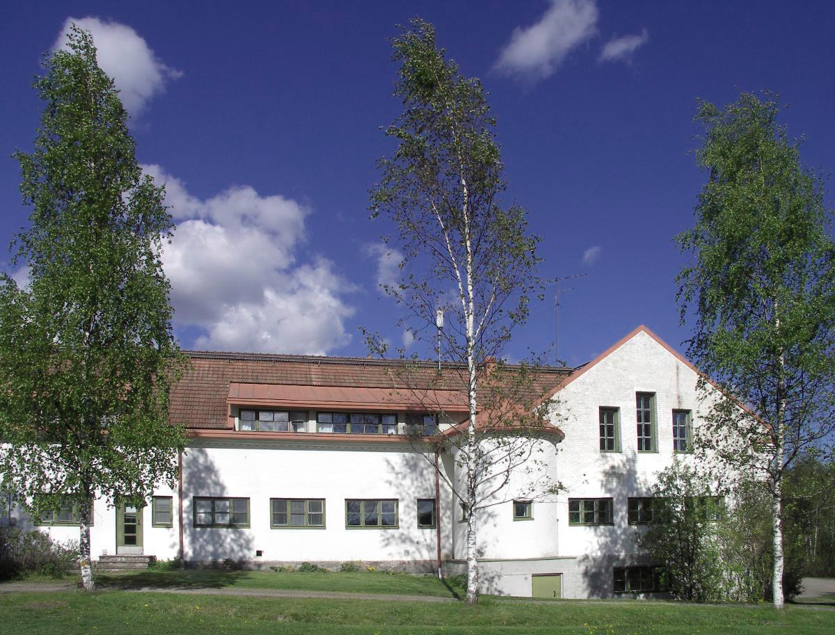 Espoon seurakuntayhtymä tarjoaa väliaikaiseksi hätämajoituspaikaksi 40 alaikäiselle turvapaikanhakijalle Velskolan leirikeskuksen, joka sijaitsee Espoon pohjoisosassa. Kuva: Anssi Jauhiainen