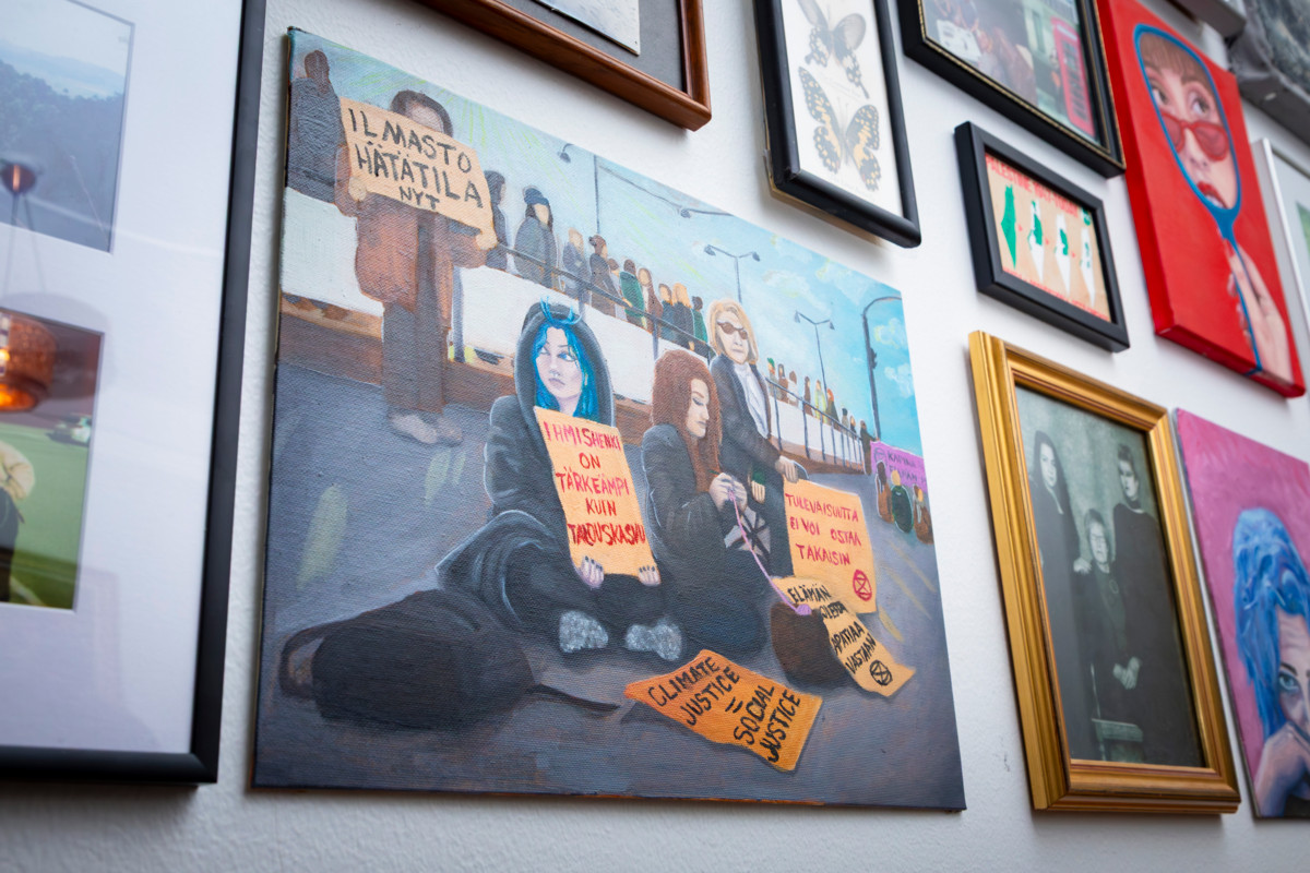 Jeminan maalaama taulu.