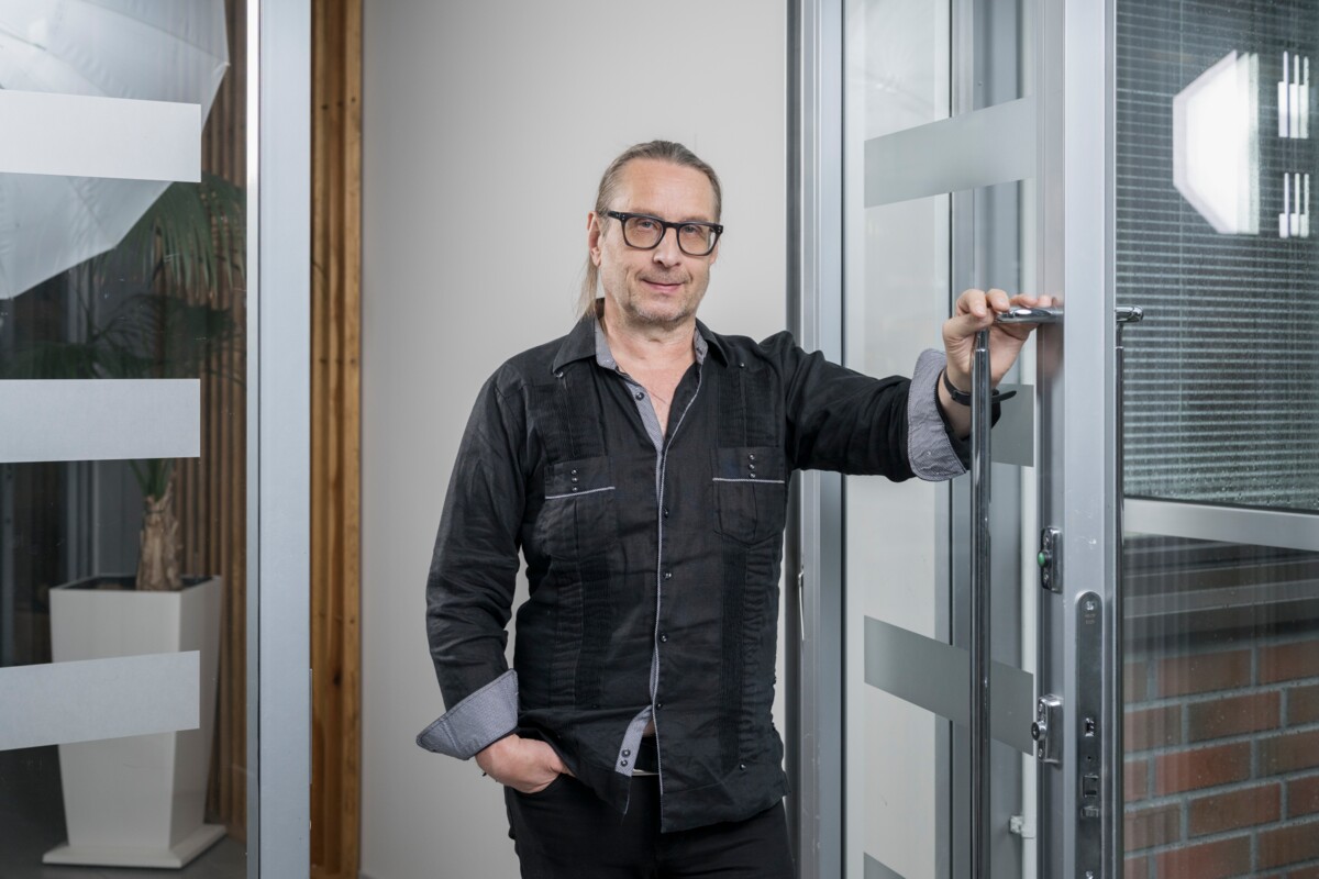 ”On ollut hienoa, että minulle vapaaehtoistoimijana on annettu budjetti ja vapaat kädet järjestää tapahtumia. Sellainen ei ole perinteisesti kuulunut kirkon toimintatapoihin”, Jouni Liimatainen sanoo.