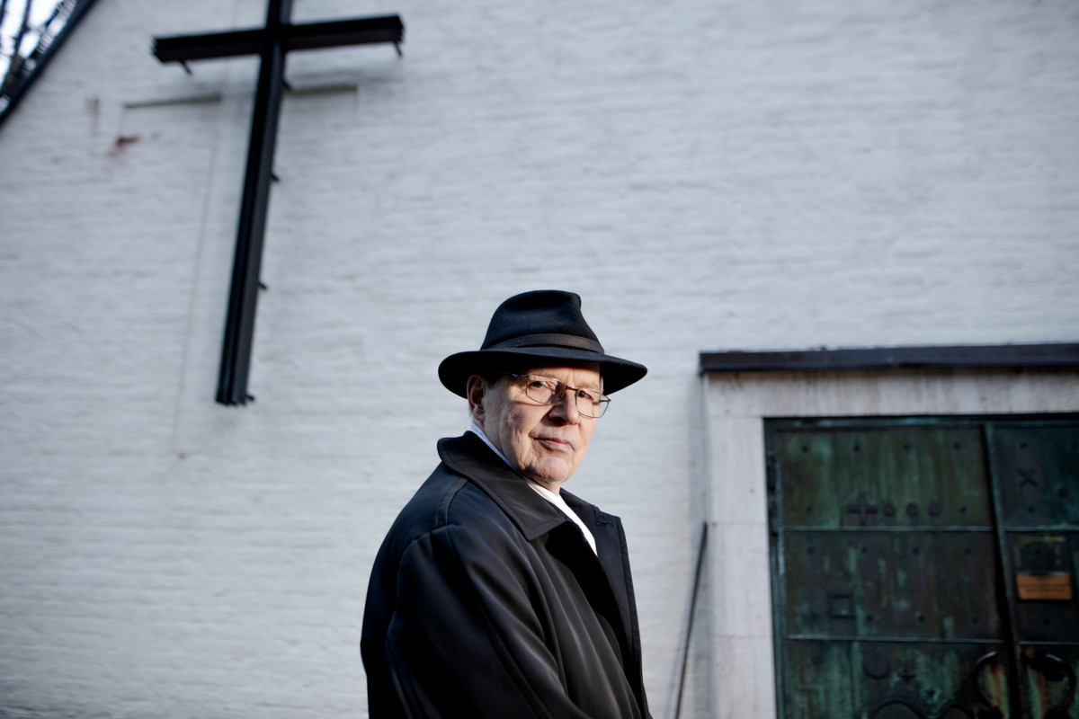 Honkanummen hautausmaa ja kappelit ovat Reijo Rönkölle tuttuja työympäristöjä.