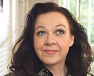 Marjo Leinosen blues tulee kirkkoon.
