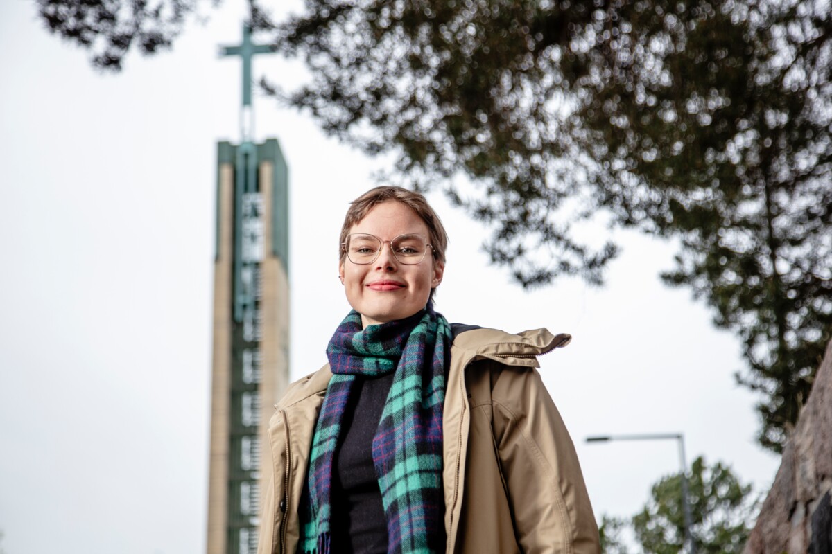 Sofia Kangas kertoo, että luottamushenkilönä hän on oppinut ymmärtämään paremmin, mitä kirkko ihmisille merkitsee.