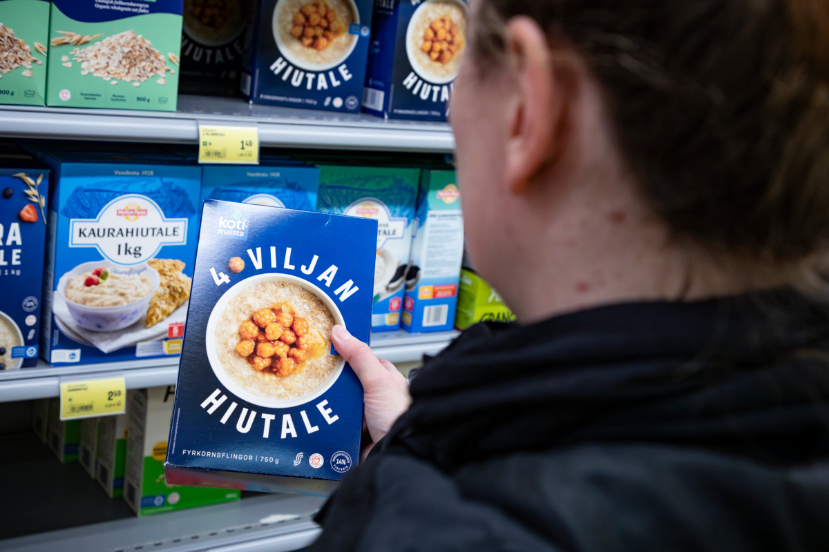 Kaikilla rahat eivät tällä hetkellä riitä edes ruokaan. Espoon tuomiokirkkoseurakunta käynnisti keräyksen auttaakseen.