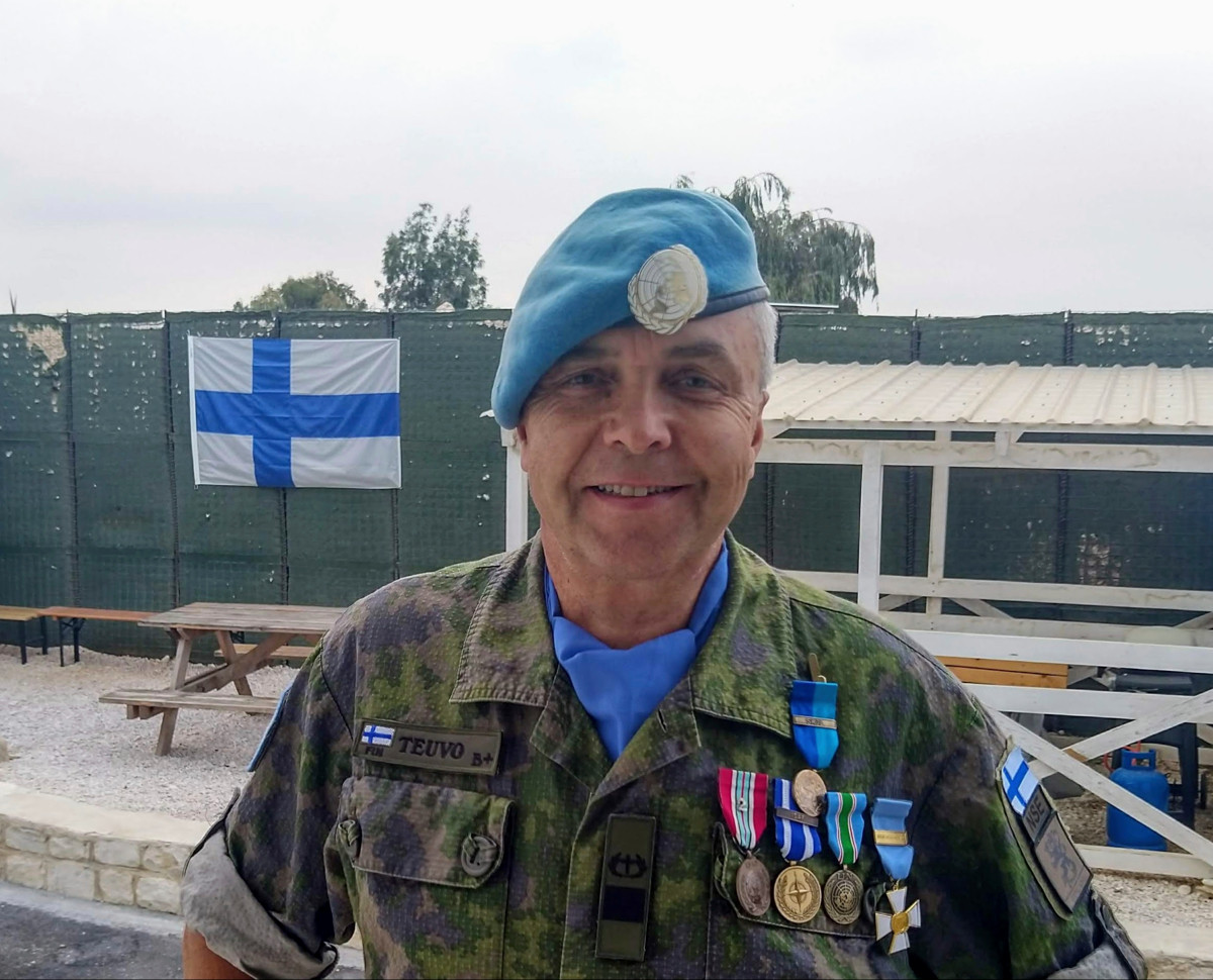 Sotilaspappeja on ollut vuodesta 1957 asti mukana lähes kaikissa suurimmissa operaatioissa. Teuvo V. Riikonen on ollut rauhanturva- ja kriisinhallintatehtävissä neljä kertaa.