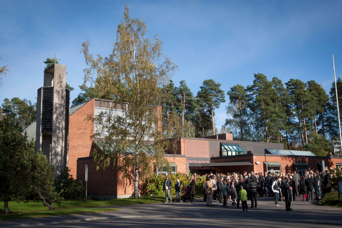 Vuosaaren kirkkoa korjataan sisältä ja ulkoa. Työt alkavat näillä näkymin kevättalvella 2027.