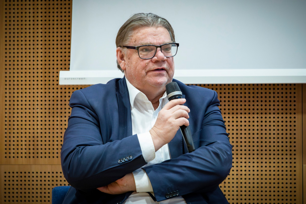 Ex-ulkoministeri Timo Soinin mukaan kotimainen media on “toivoton tässä asiassa” eli suoriutuu huonosti kristittyihin kohdistuvan vainon raportoimisesta.