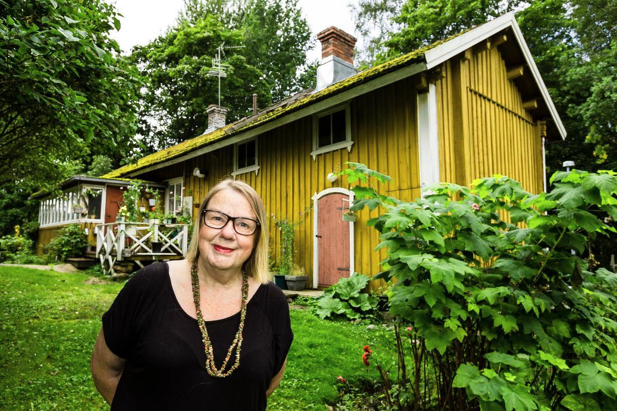 Merva Mikkolan koti entisellä Ali-Sökön maatilalla on osa Espoon arvokasta kylämaisemaa. Kuva: Jukka Granstrom