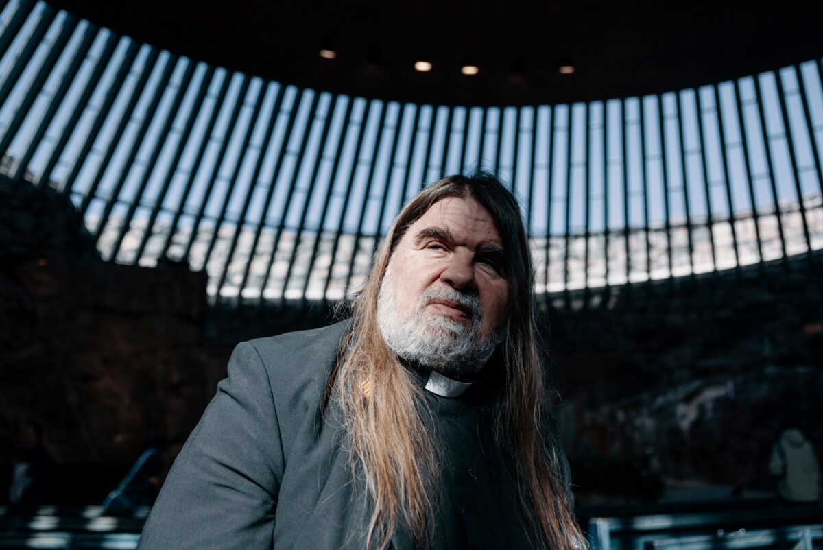 Ensimmäistä Metallimessua vietettiin 20 vuotta sitten Temppeliaukion kirkossa. Messu palaa nyt juurilleen, kertoo helsinkiläinen pappi Haka Kekäläinen.