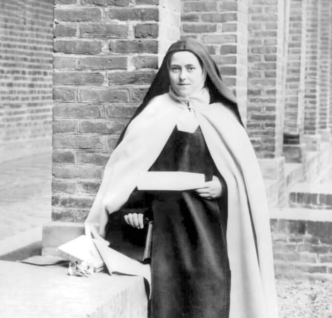 24-vuotiaana kuollut Jeesus-lapsen Teresa on yksi katolisen kirkon rakastetuimpia pyhiä.