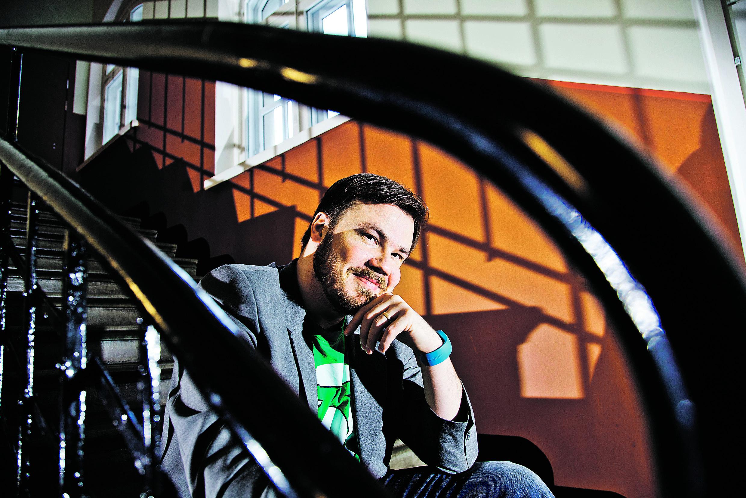 Unelmauralla. Lauri Järvilehto vaihtoi musiikkituottajan uran filosofian tutkimukseen. Nyt musiikki palailee hiljalleen harrastuksen muodossa. Second Star to the Right -albumi ilmestyy helmikuun lopulla.