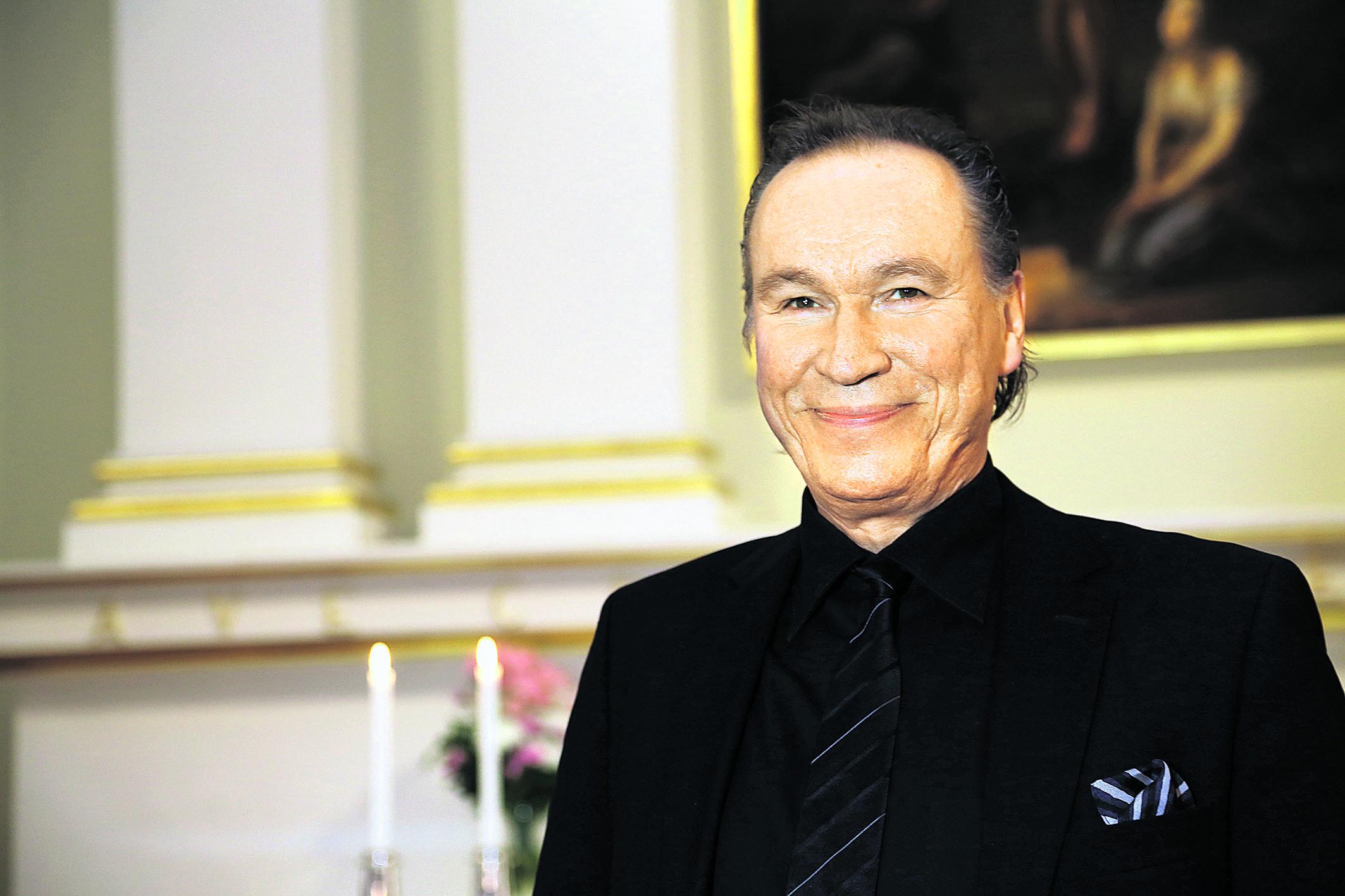 Musiikkimies. Sanoittaja ja tuottaja Ilkka Vainio, 53, on työskennellyt koko ikänsä musiikin parissa.