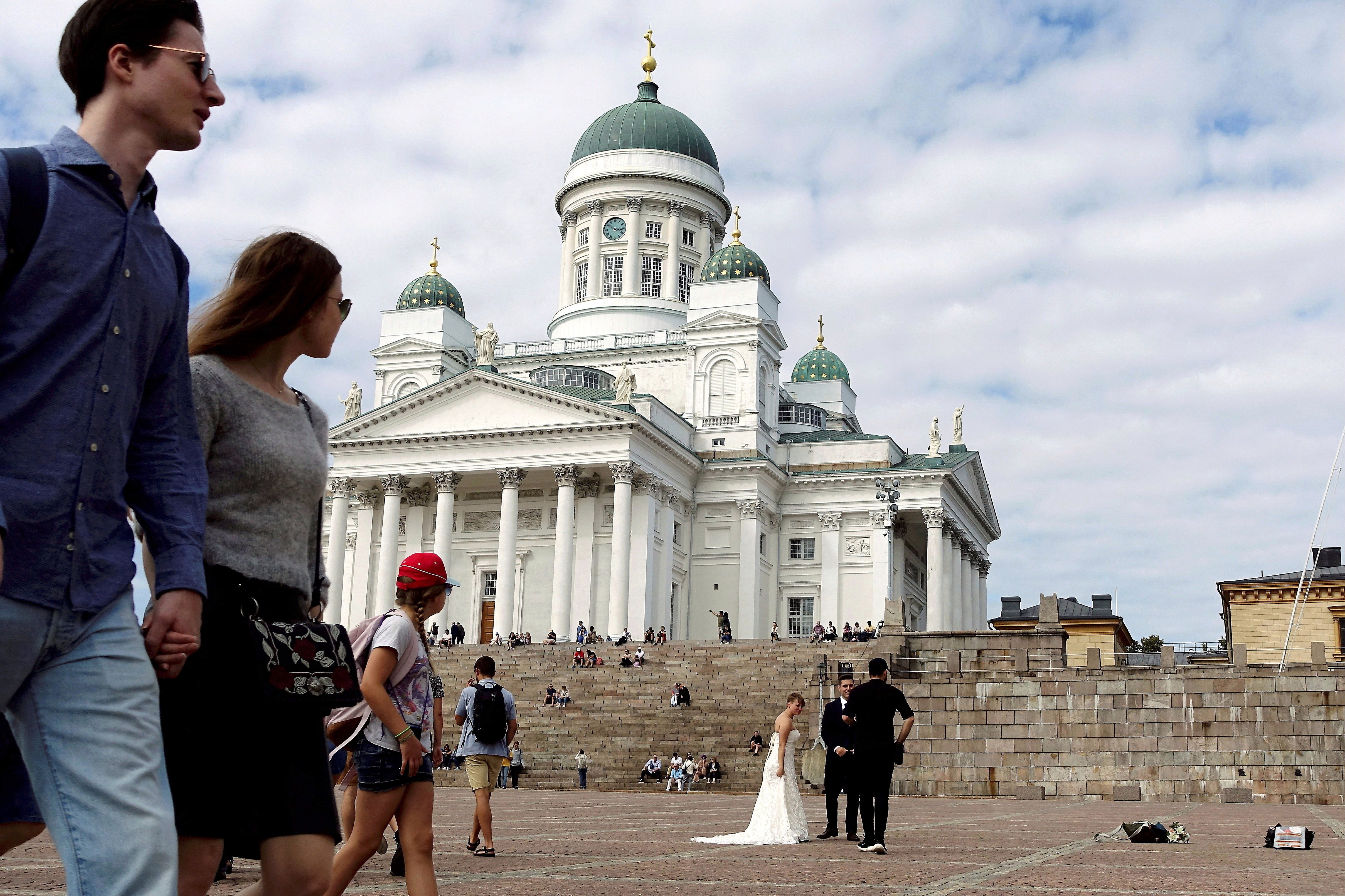 Helsingin Tuomiokirkkoseurakunnan jäsenmäärä on kasvanut vuodenvaihteesta 357 ihmisellä.