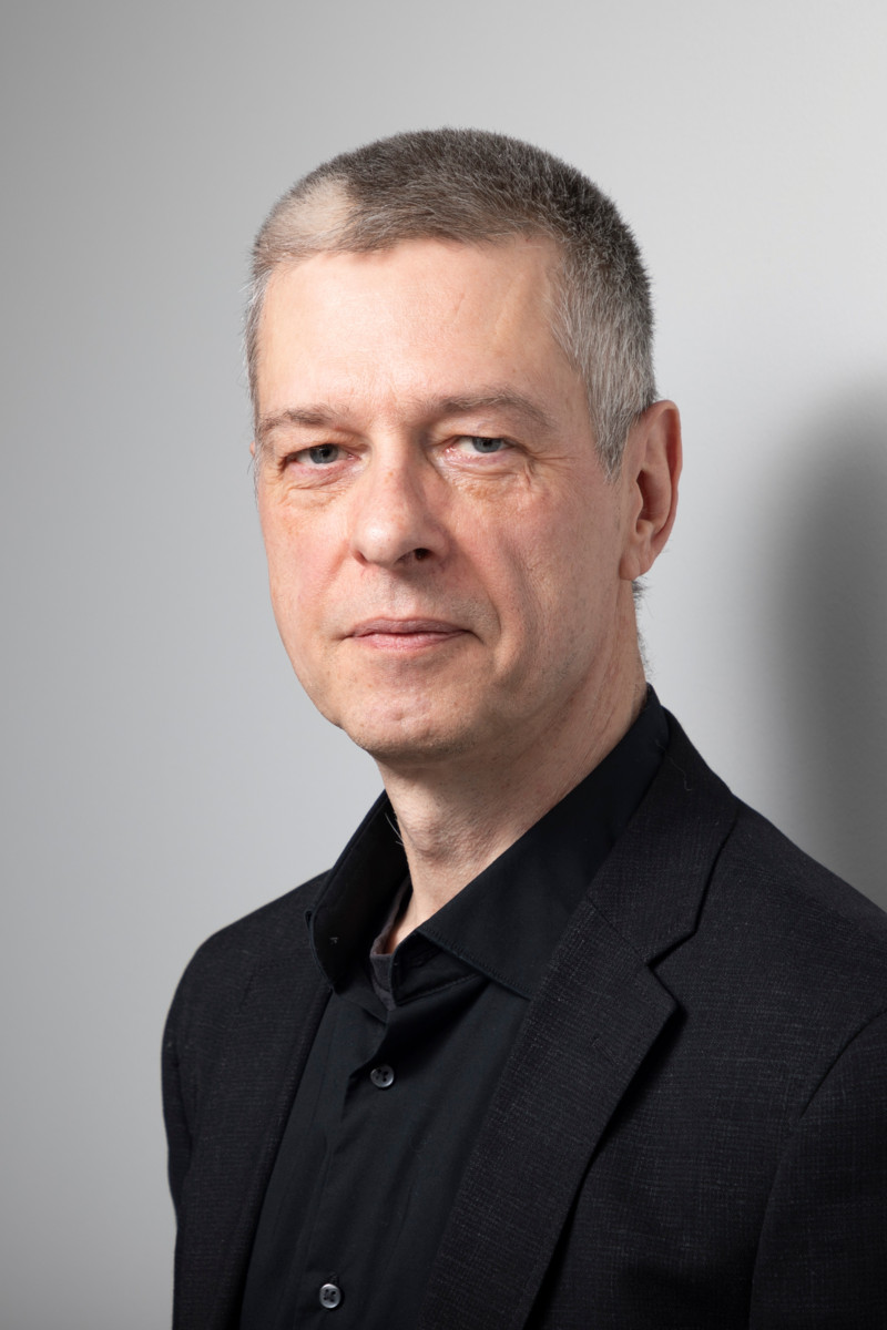 Tutkija Kimmo Ketolan mukaan suomalaisten nuorten miesten kiinnostuminen kristinuskosta on urbaani ilmiö. 