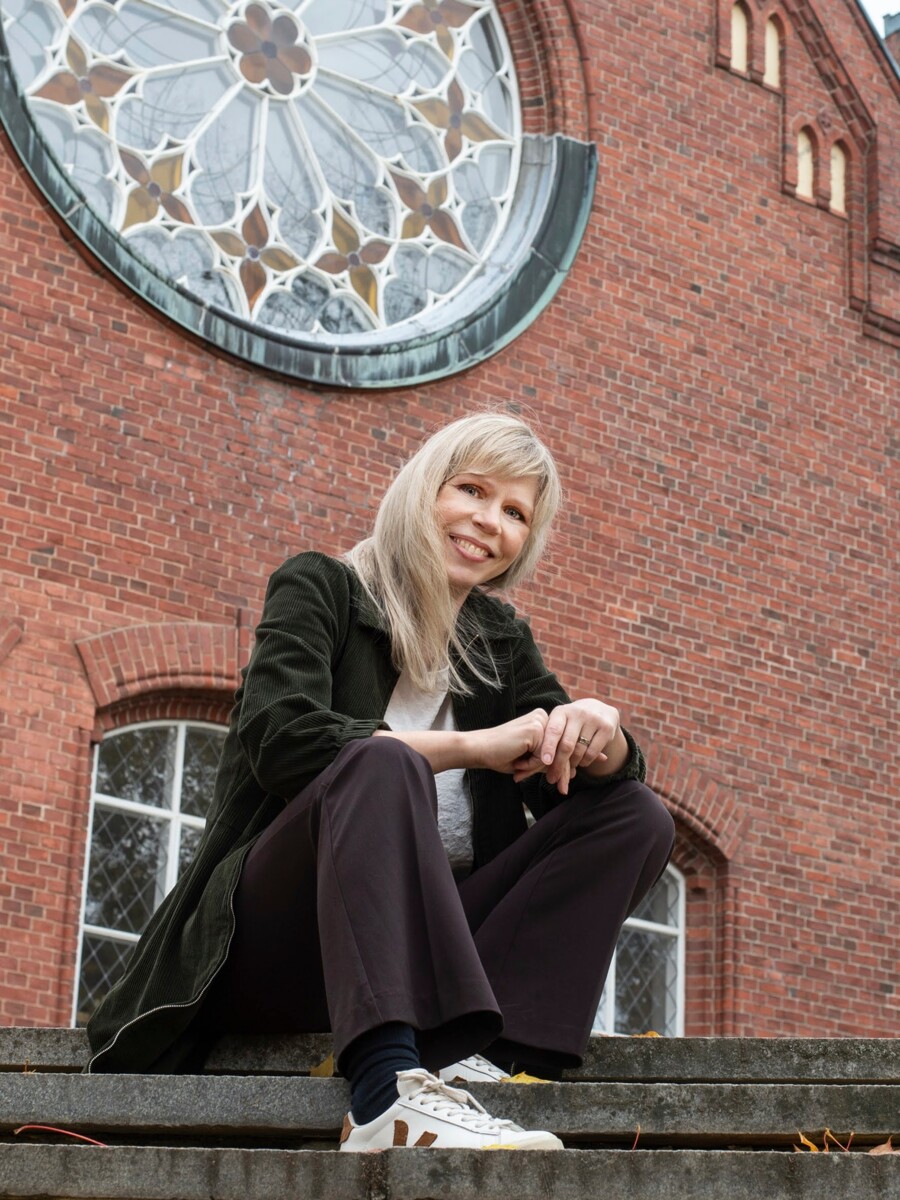 Pääsihteeri Laura Häklin mukaan ekumenia on polarisaation vastavoima, sillä se tuo eri taustoista olevia ihmisiä yhteen. Kuva: Sirpa Ryyppö.