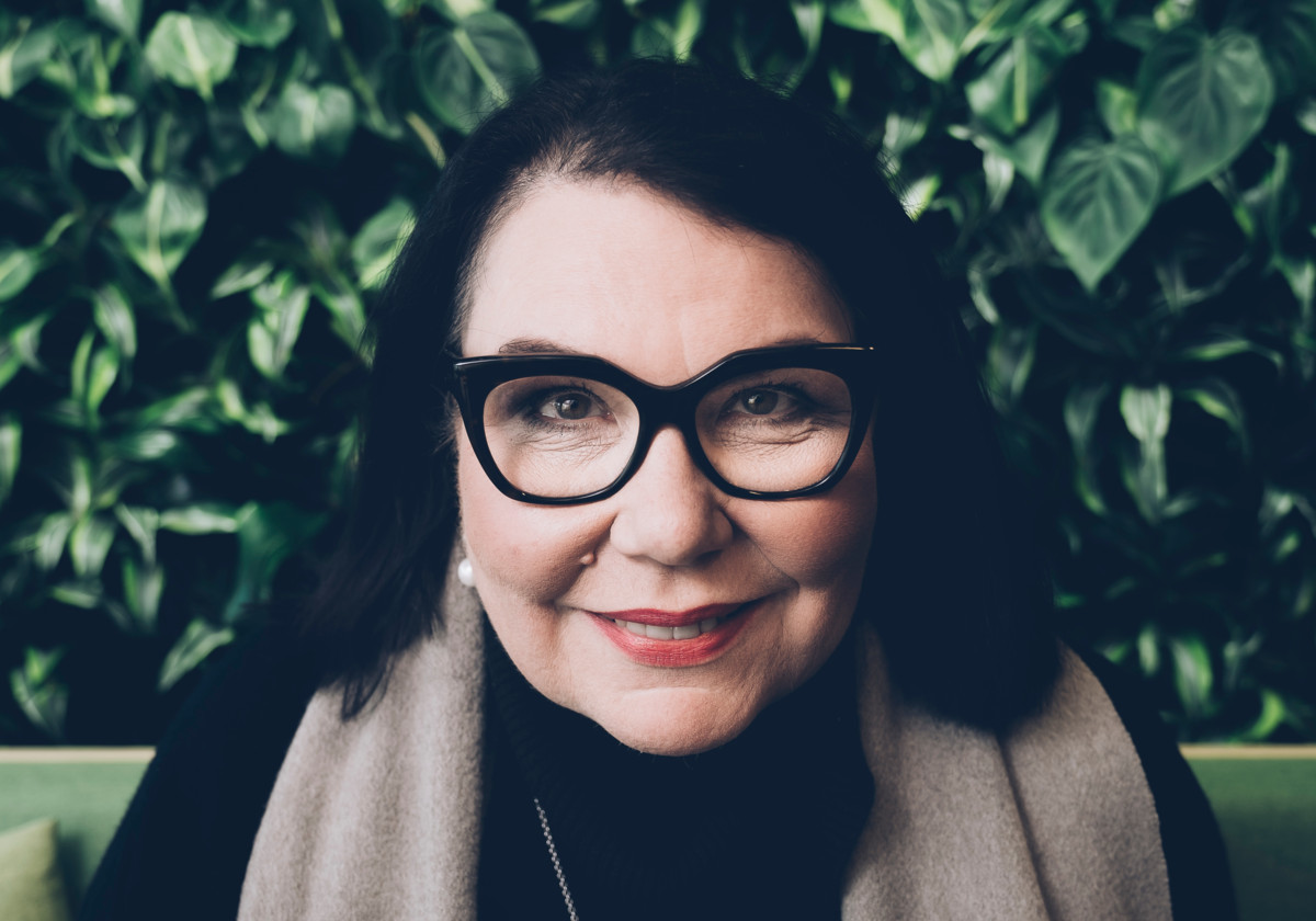 – Ylen motto Livenä ja läsnä sopisi kirkollekin. Kirkko on kyllä ottanut askeleita lähentyäkseen ihmisiä, mutta petrattavaakin on, näkee toimitusjohtaja Merja Ylä-Anttila.