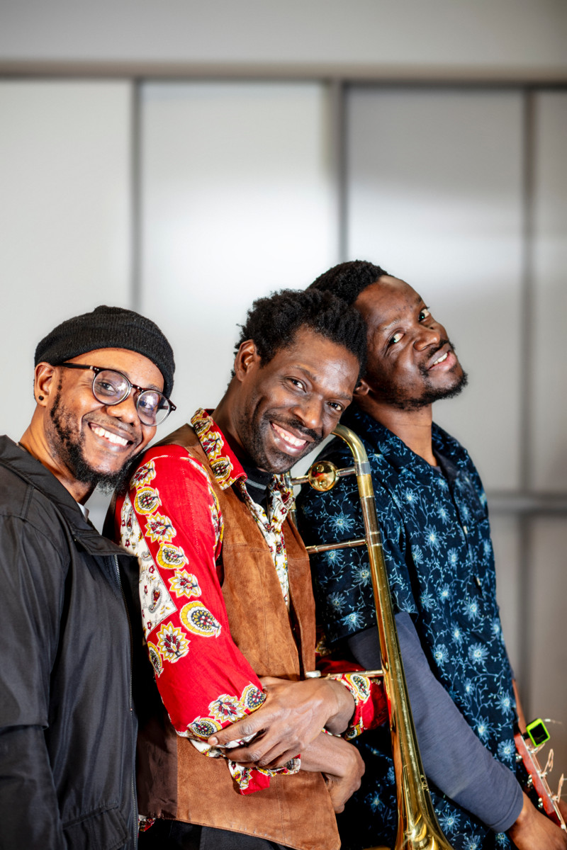 Makena Trio on perustettu vuonna 2024. Siinä soittavat Baraka Issabu (vas.), Kasheshi Makena ja Magogo Makena.