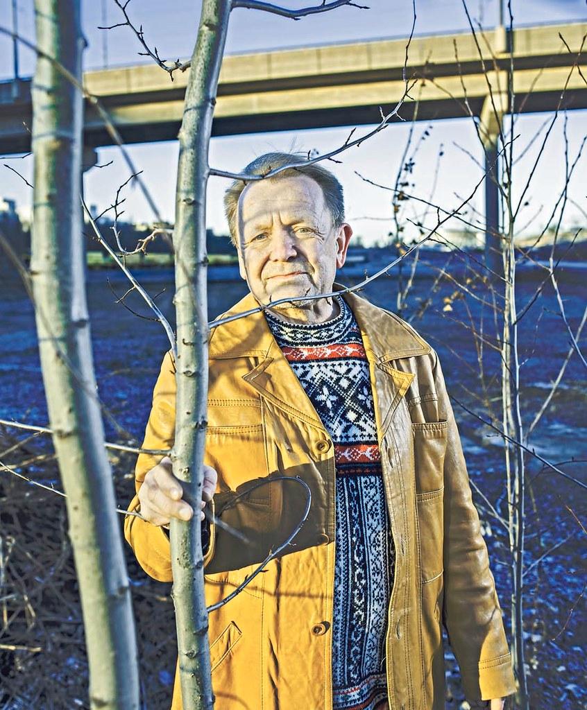 – Omat kamppailuni alkoholin kanssa antavat perspektiiviä työhön, sanoo Hannu Ylönen.