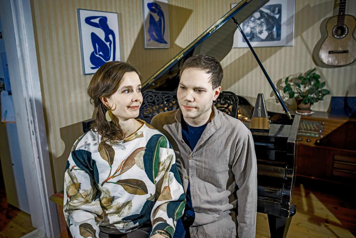 Aino ja Antti Peltomaan levy alkaa maailmankaikkeuden synnystä. Kuva: Hans v. Schantz