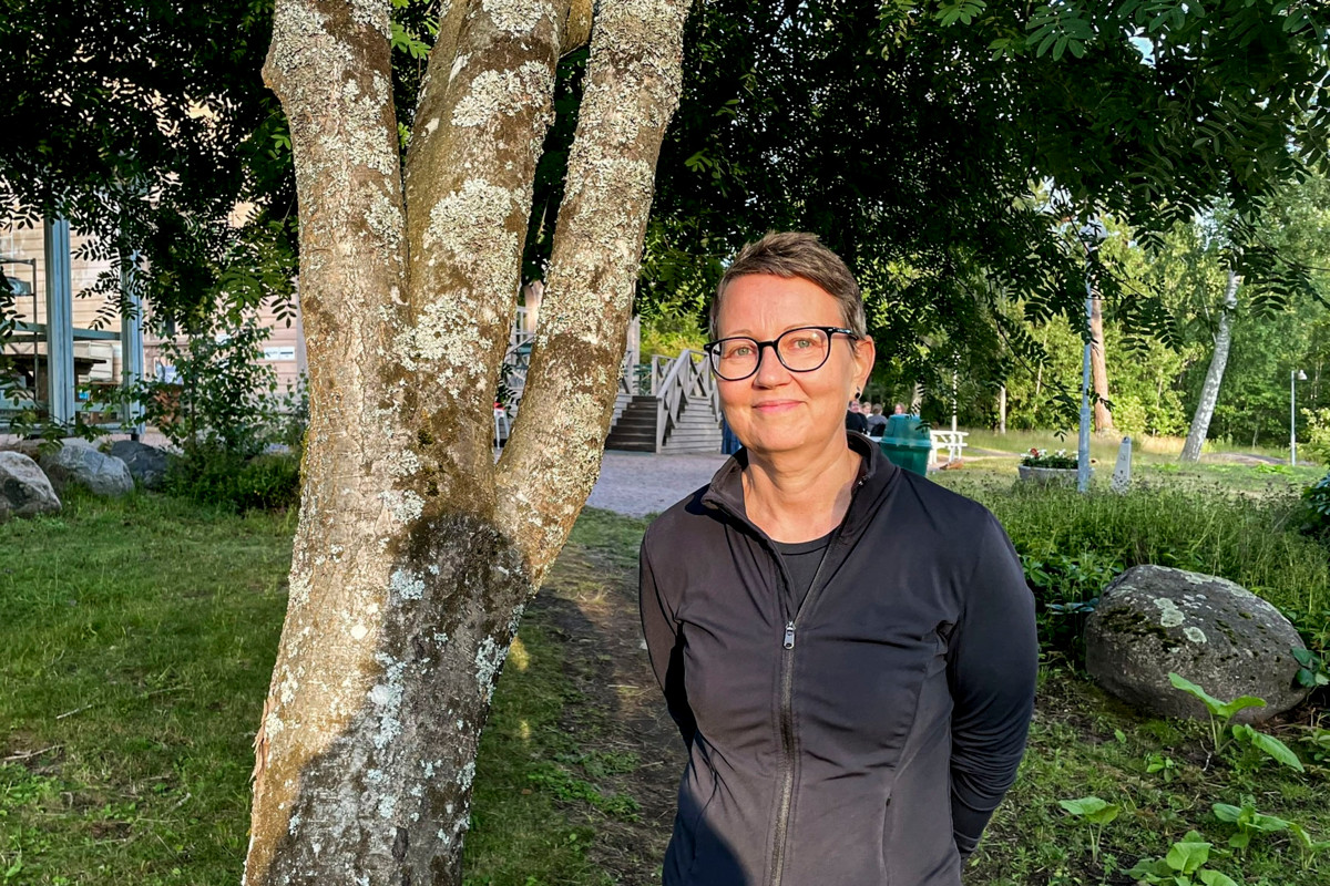 ”Nuoret äänestävät jaloillaan. Toiminta on onnistunutta, jos he tulevat uudestaan”, arvioi Mustasaaren nuorteniltojen projektipäällikkö Varpu Koivunen. Kuva: Ruut Parikka