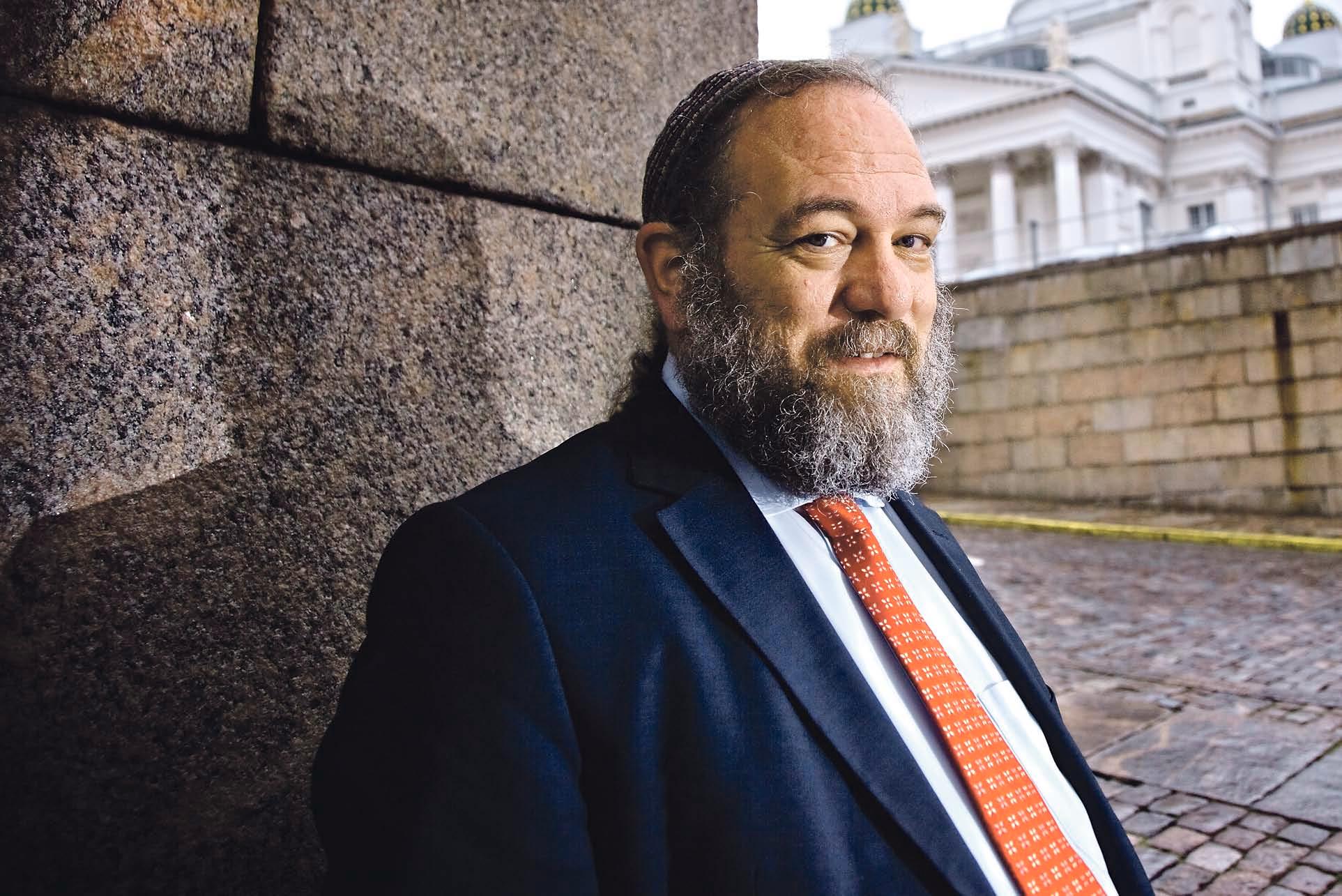 David Lazar sai palkinnon seksuaalisten vähemmistöjen puolustajana Ruotsissa.