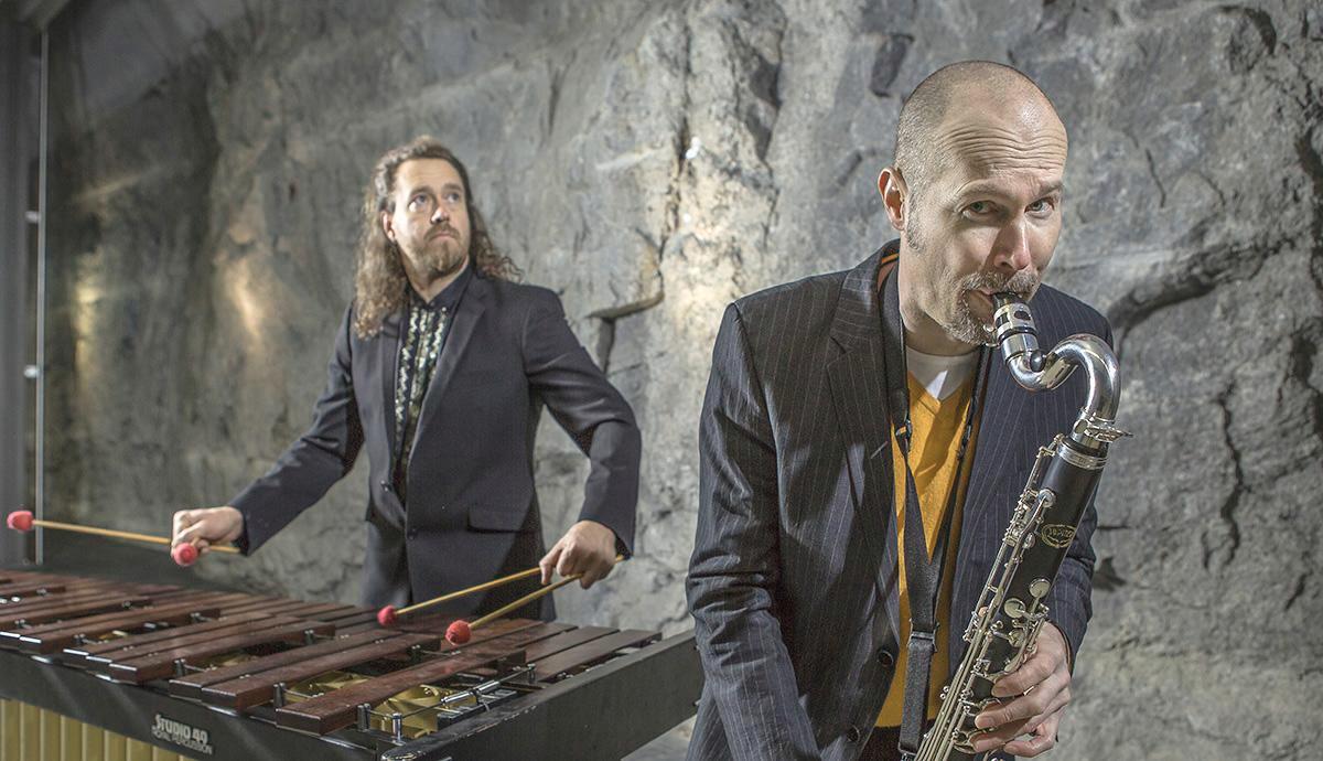 Teho Majamäki ja Tapani Rinne musisoivat 35 metriä maan alla. Kuva: sakari manninen