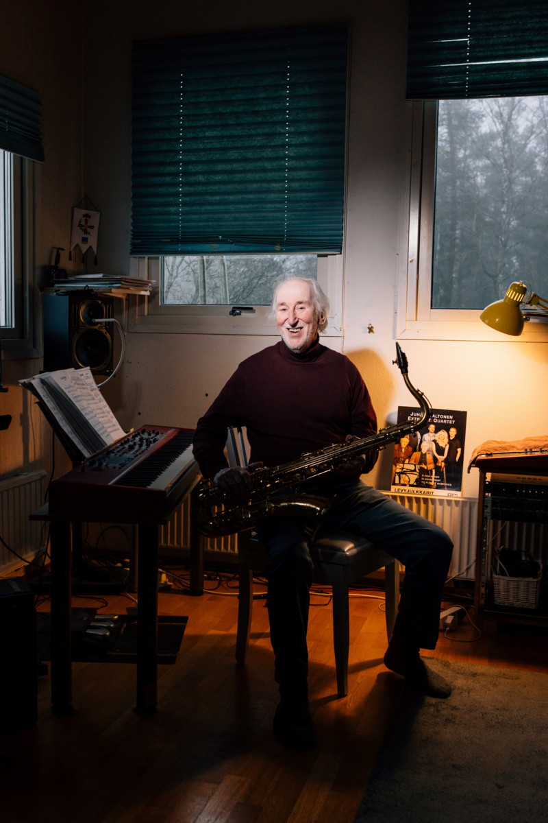 Nuorena Juhani Aaltonen ajatteli, ettei hänestä voi tulla muusikkoa, koska hän teki raskaita töitä.