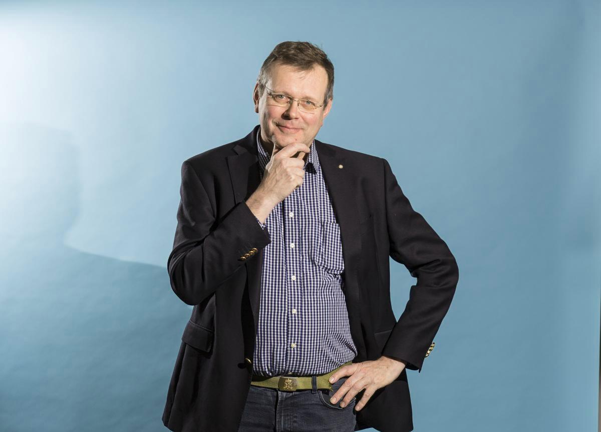 Lucia-juhla kuuluu Juha Rautalahden jouluperinteisiin. Kuva: Esko Jämsä