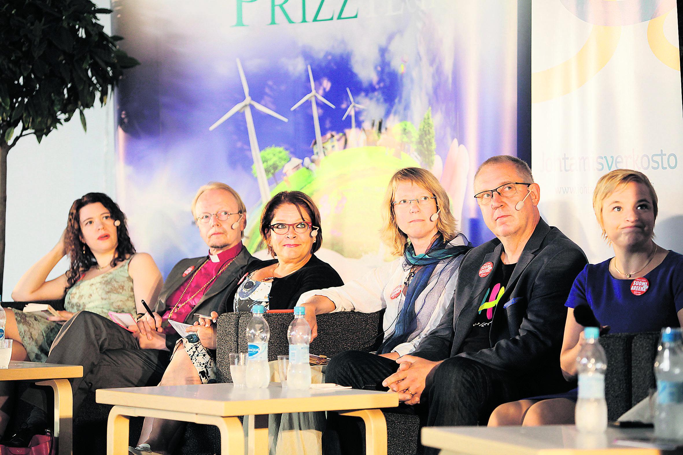 Yhtä mieltä. Panelistien mukaan työhyvinvointiin satsaaminen rakentaa koko yrityksen liiketoimintaa ja tulevaisuutta.